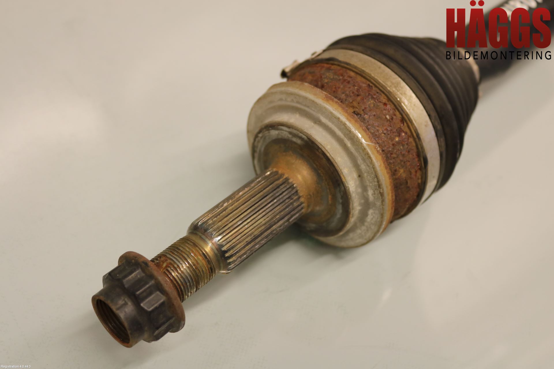 Toyota AVENSIS 09-15 Drivaxel Fram Höger