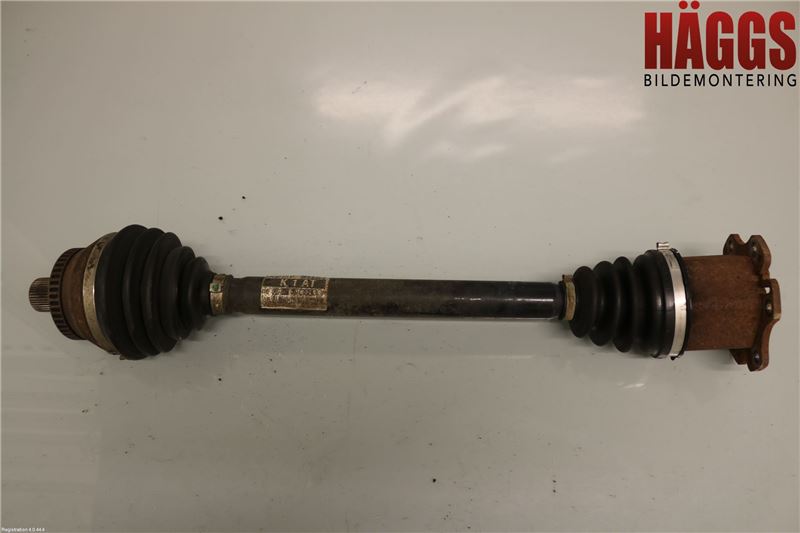 Audi A4/S4 05-07 Drivaxel Fram Vänster