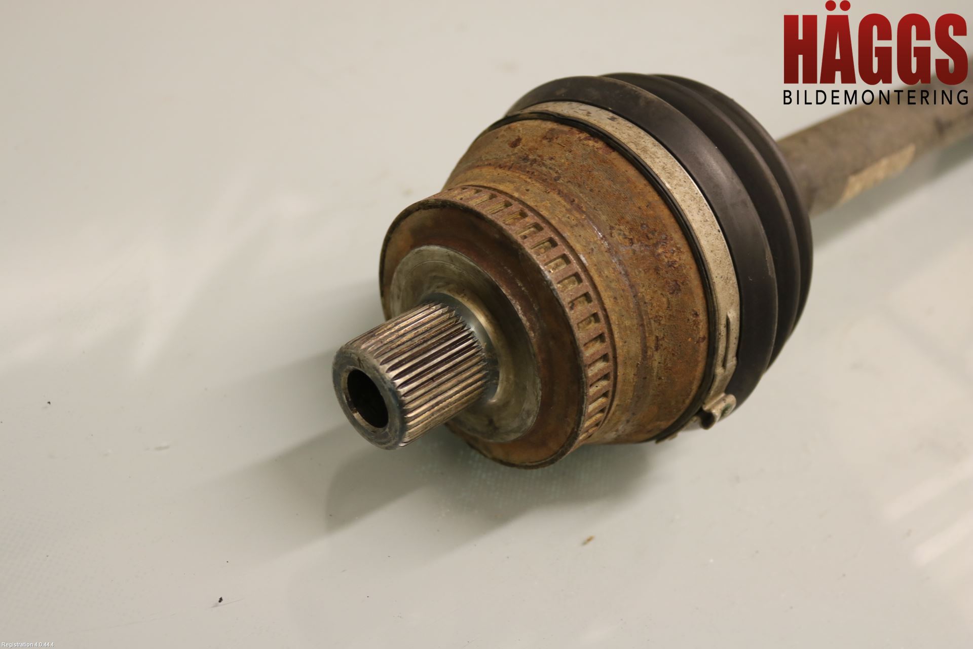 Audi A4/S4 05-07 Drivaxel Fram Höger