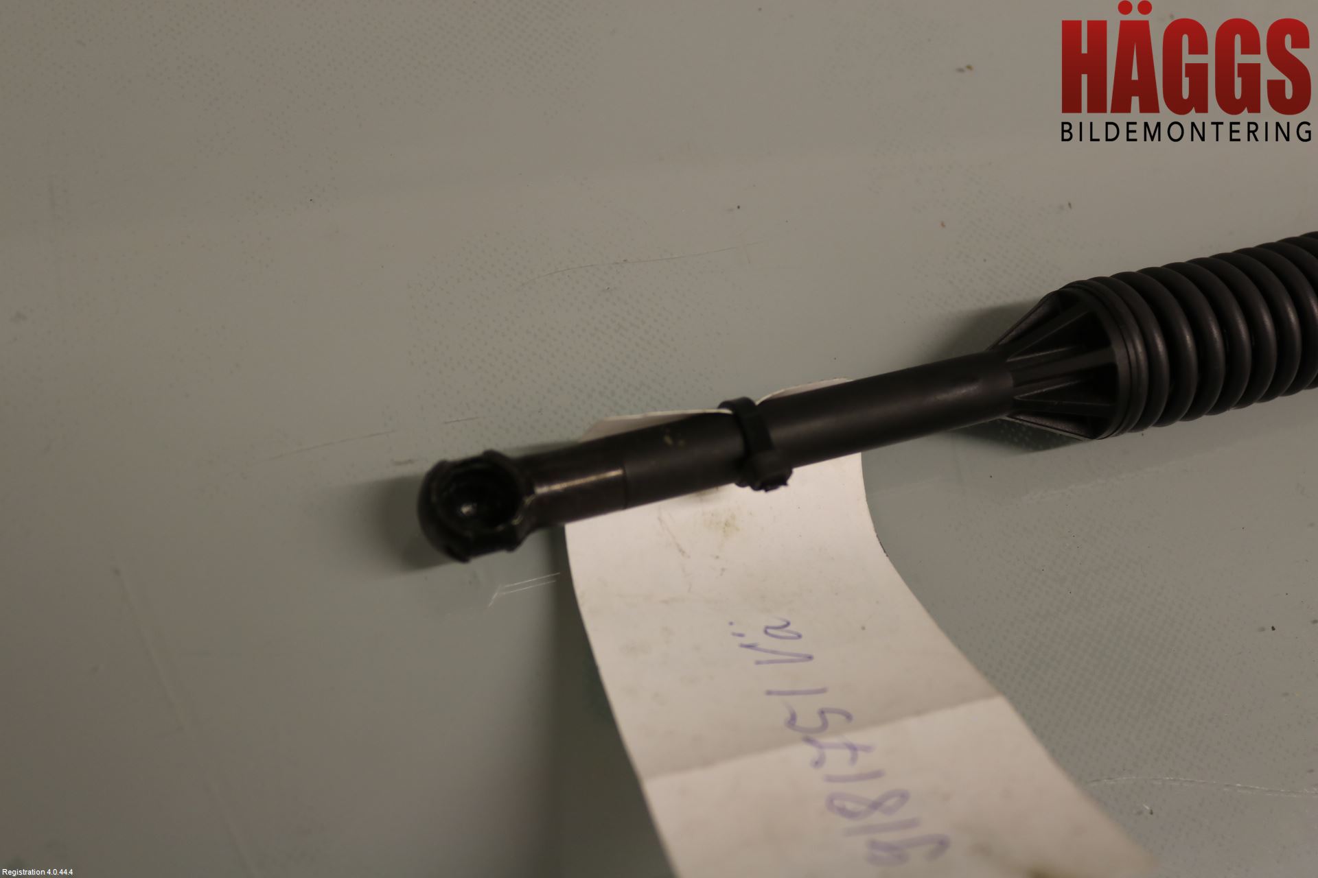 BMW 5 F10/F11/F18 09-17 Gasfjäder Baklucka