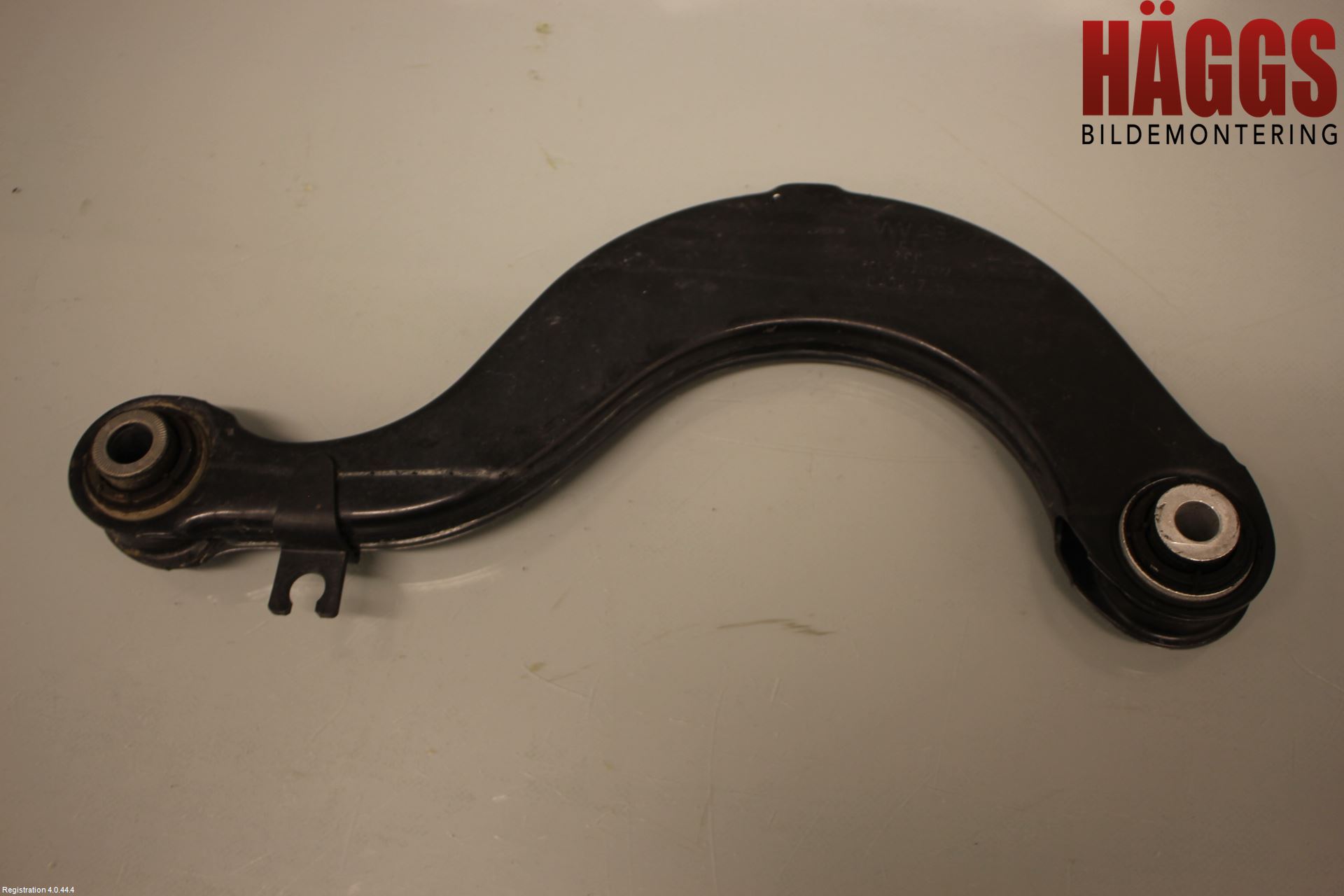 Volkswagen VW TIGUAN 16-24 Bärarm Bak Höger