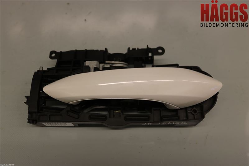 BMW 5 F10/F11/F18 09-17 Dörrhandtag Yttre Hö