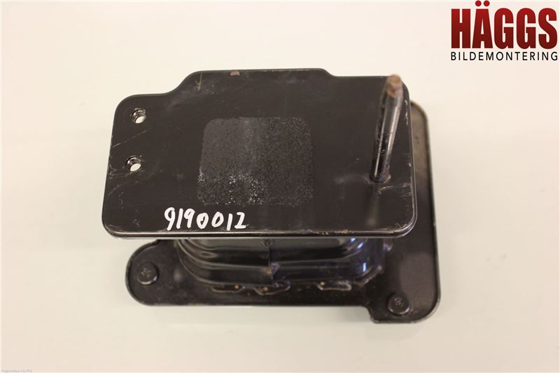 Hyundai TUCSON 05- Stötfångarbärjärn Bak