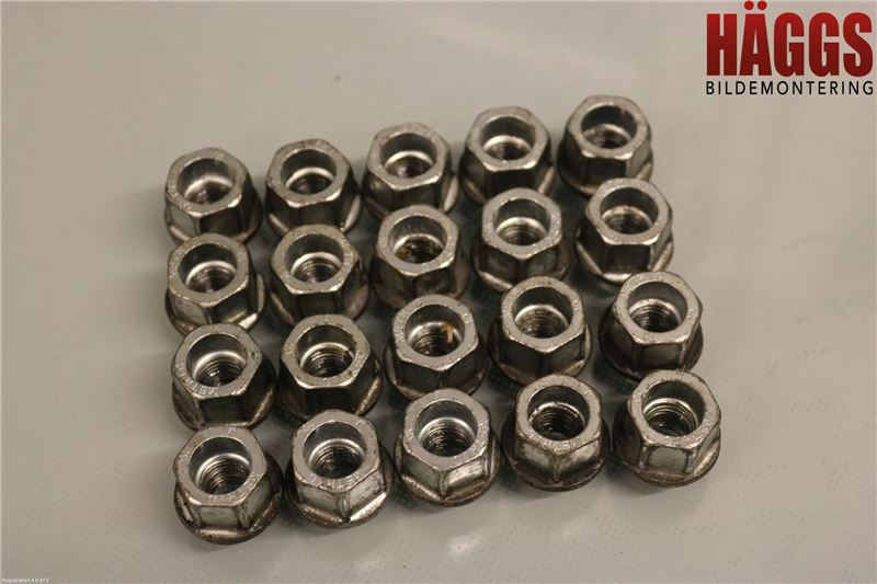 Opel MOKKA 13-20 Hjulmutter-Bult-Sats