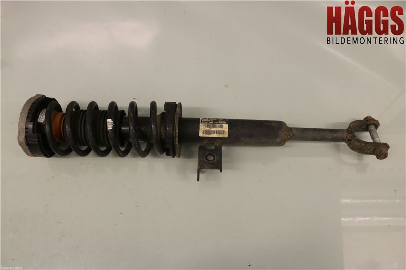 BMW 5 F10/F11/F18 09-17 Fjäderben Fram Höger
