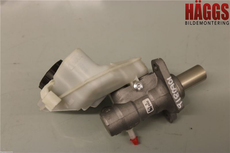 Volvo XC70 14-16 Broms Huvudcylinder