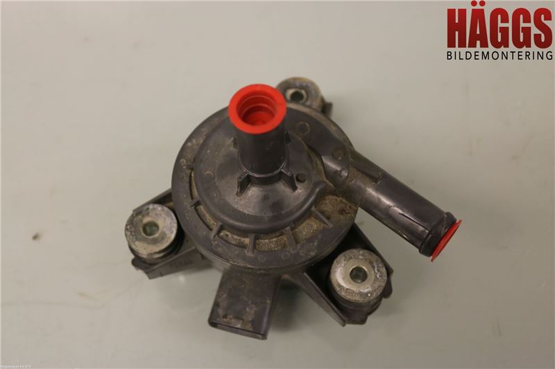 Toyota AURIS 13-19 Värme Cirkulationspump