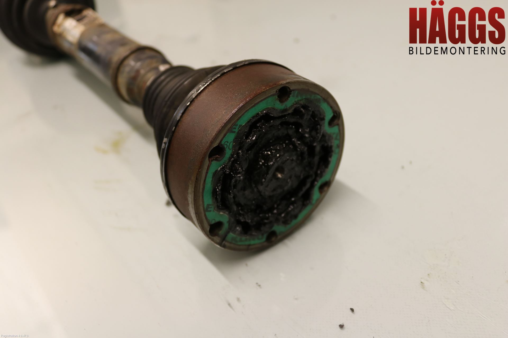 Volkswagen VW BEETLE 98-10 Drivaxel Fram Vänster