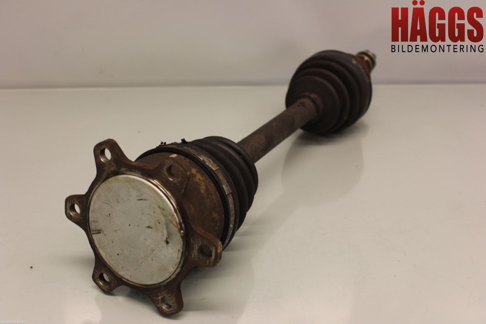 Mitsubishi PAJERO  99-06 Drivaxel Bak Vänster
