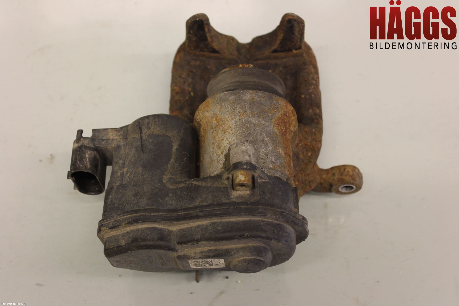 BMW 5 F10/F11/F18 09-17 Bromsok Bak Vänster
