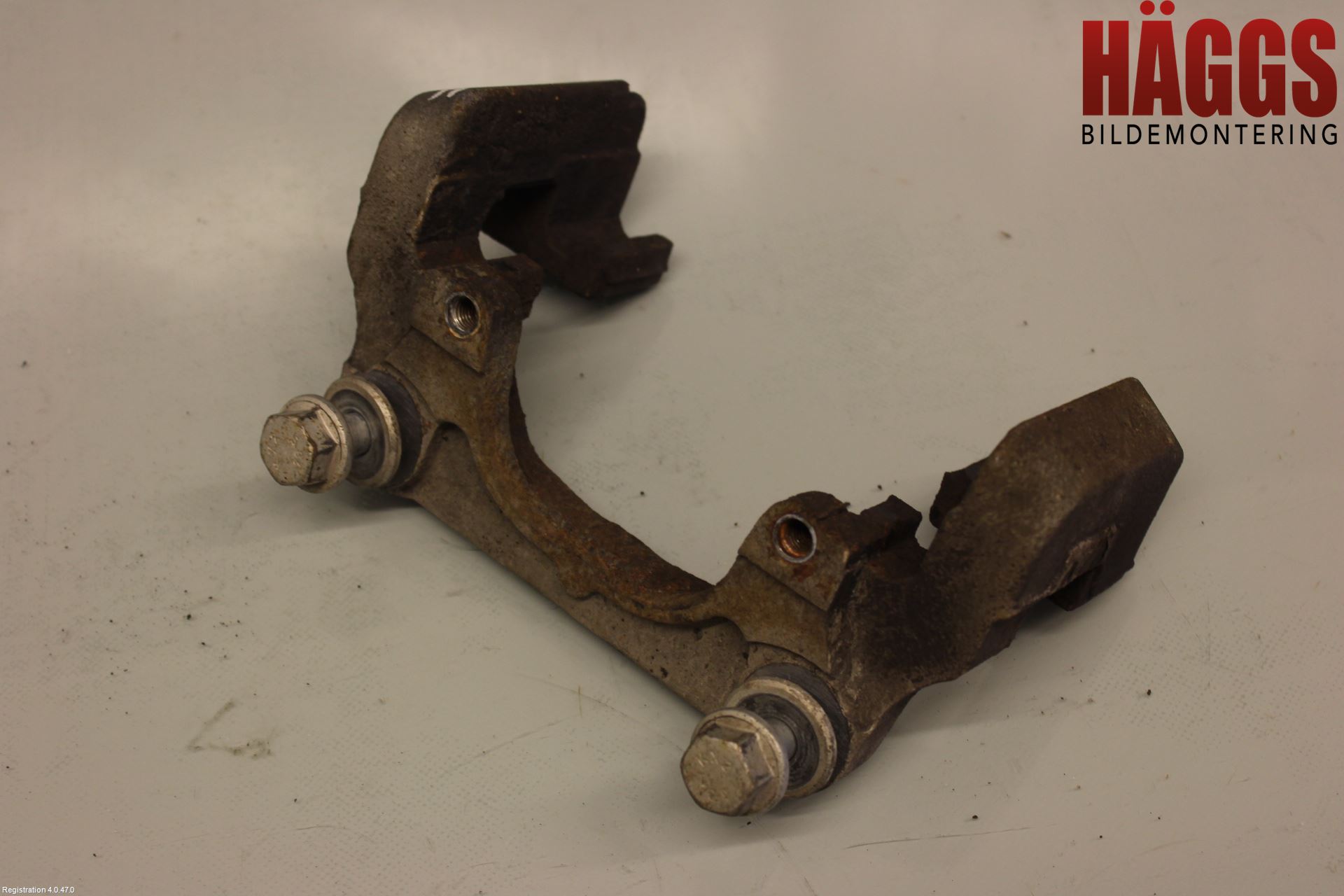 BMW 5 F10/F11/F18 09-17 Bromsokshållare