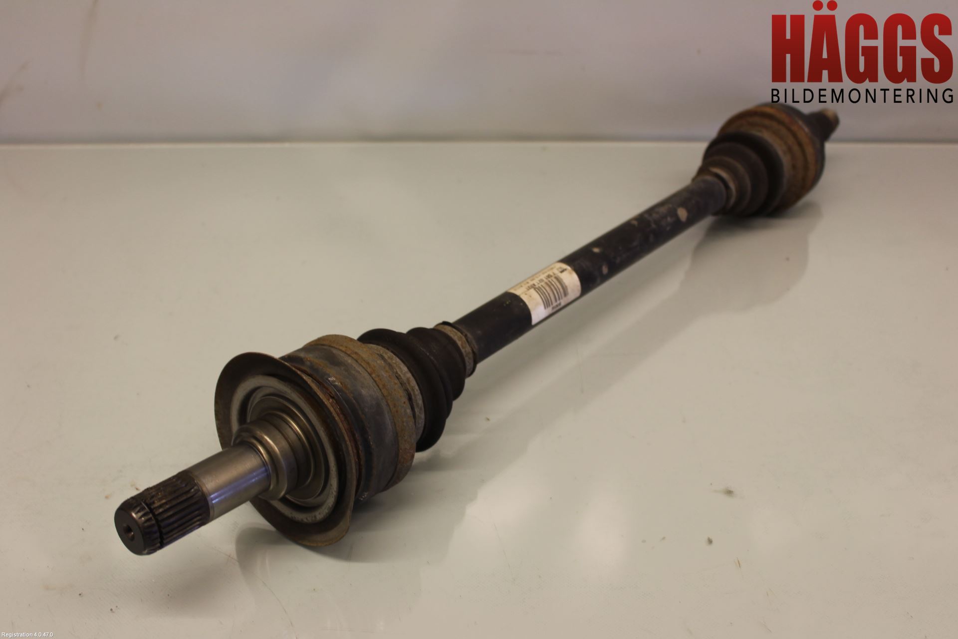 BMW 5 F10/F11/F18 09-17 Drivaxel Bak Vänster
