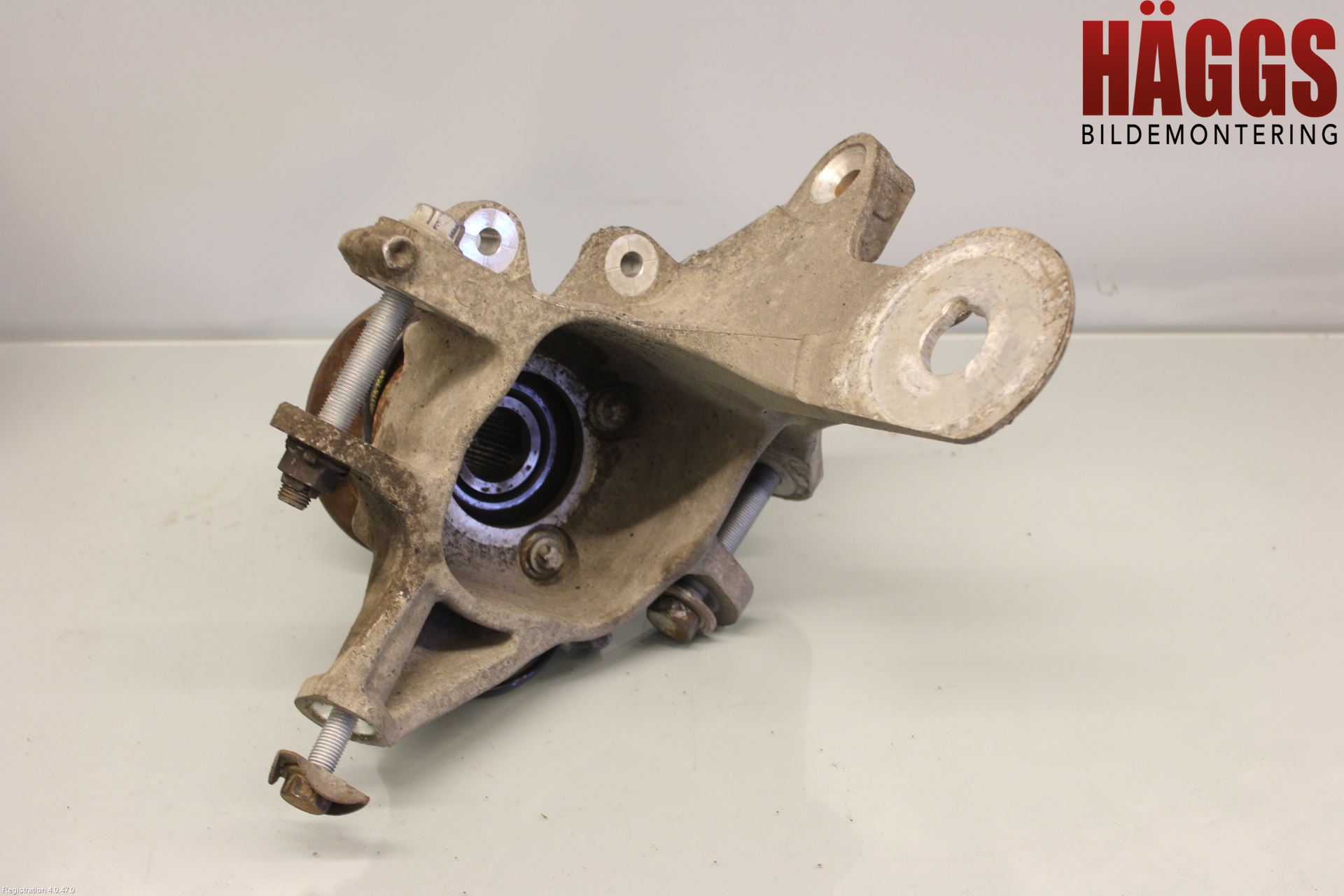 BMW 5 F10/F11/F18 09-17 Hjullagerhus Bak Hö
