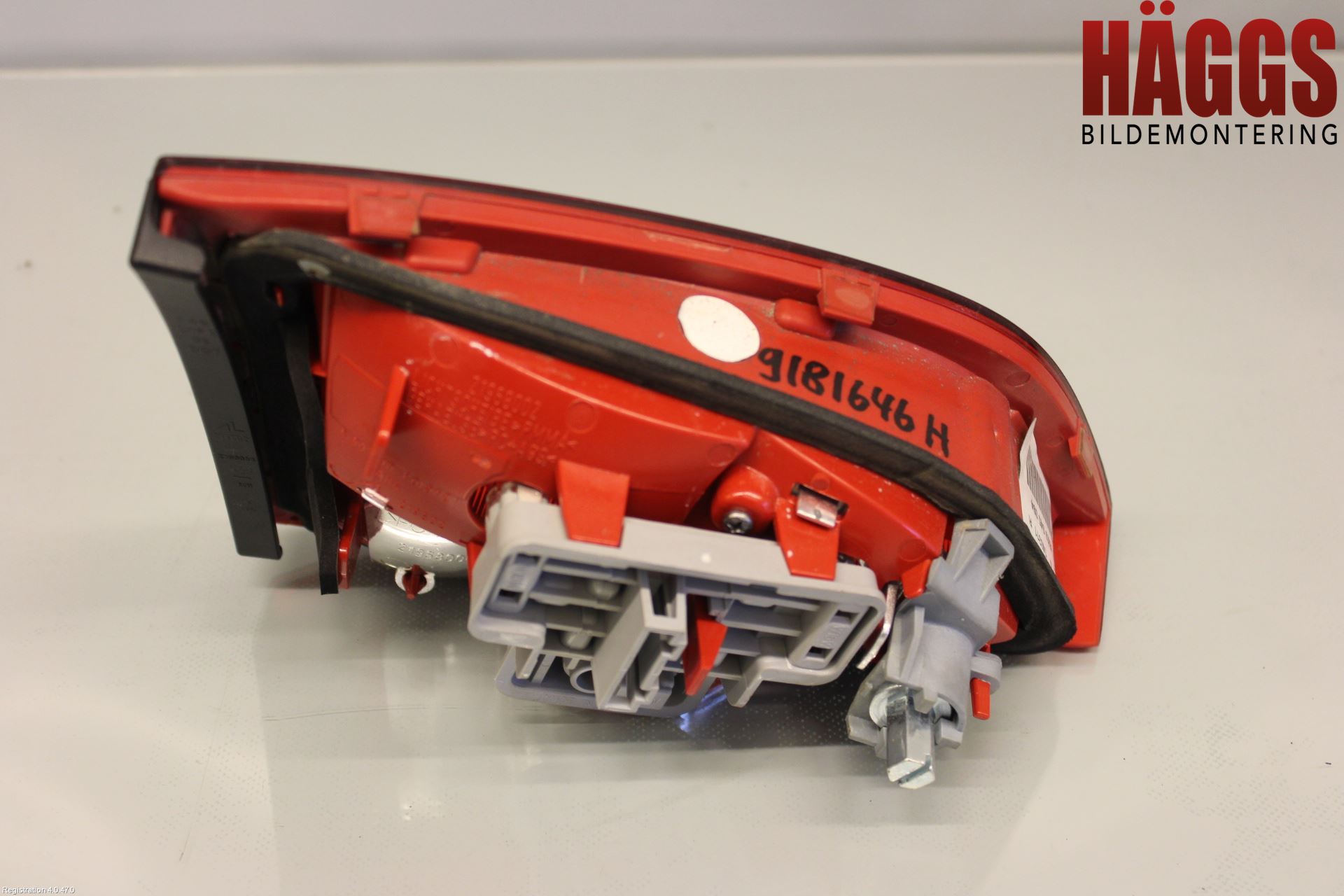 Audi A4 ALLROAD 09-16 Bakljus Lucka Hö