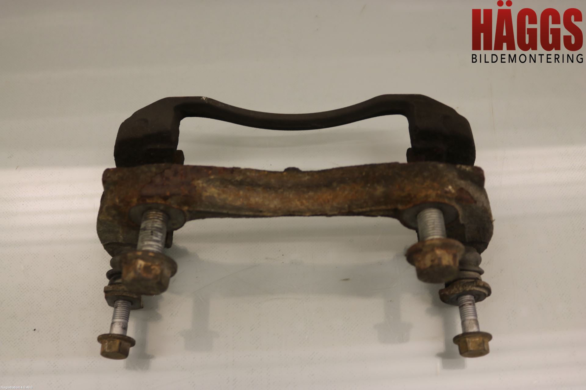 Volkswagen VW AMAROK 2H 10-22 Bromsokshållare