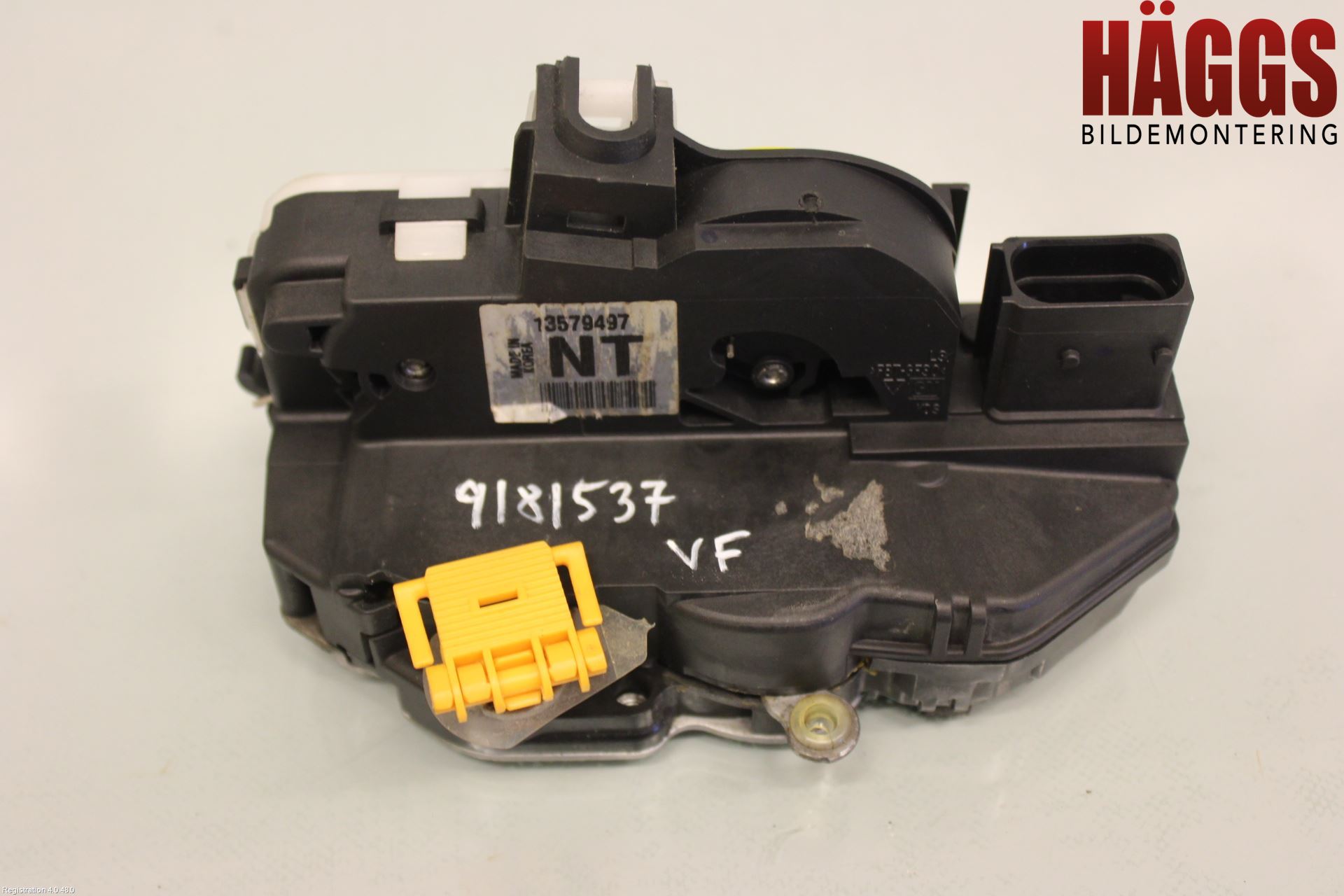 Opel INSIGNIA 09-16 Låskista-Dörrlås