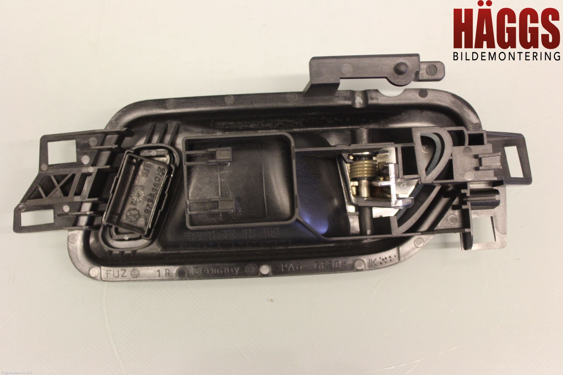 Volkswagen VW AMAROK 2H 10-22 Dörrhandtag Inre Hö
