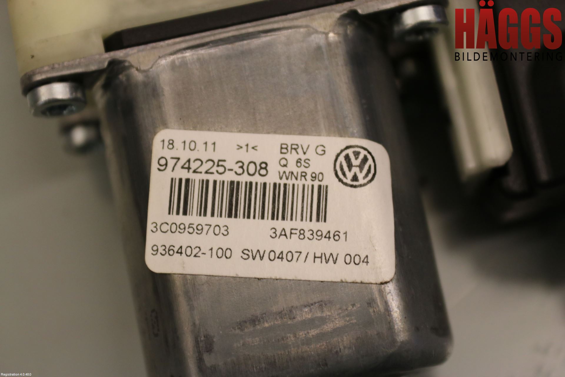Volkswagen VW PASSAT 11-14 Fönsterhissmotor