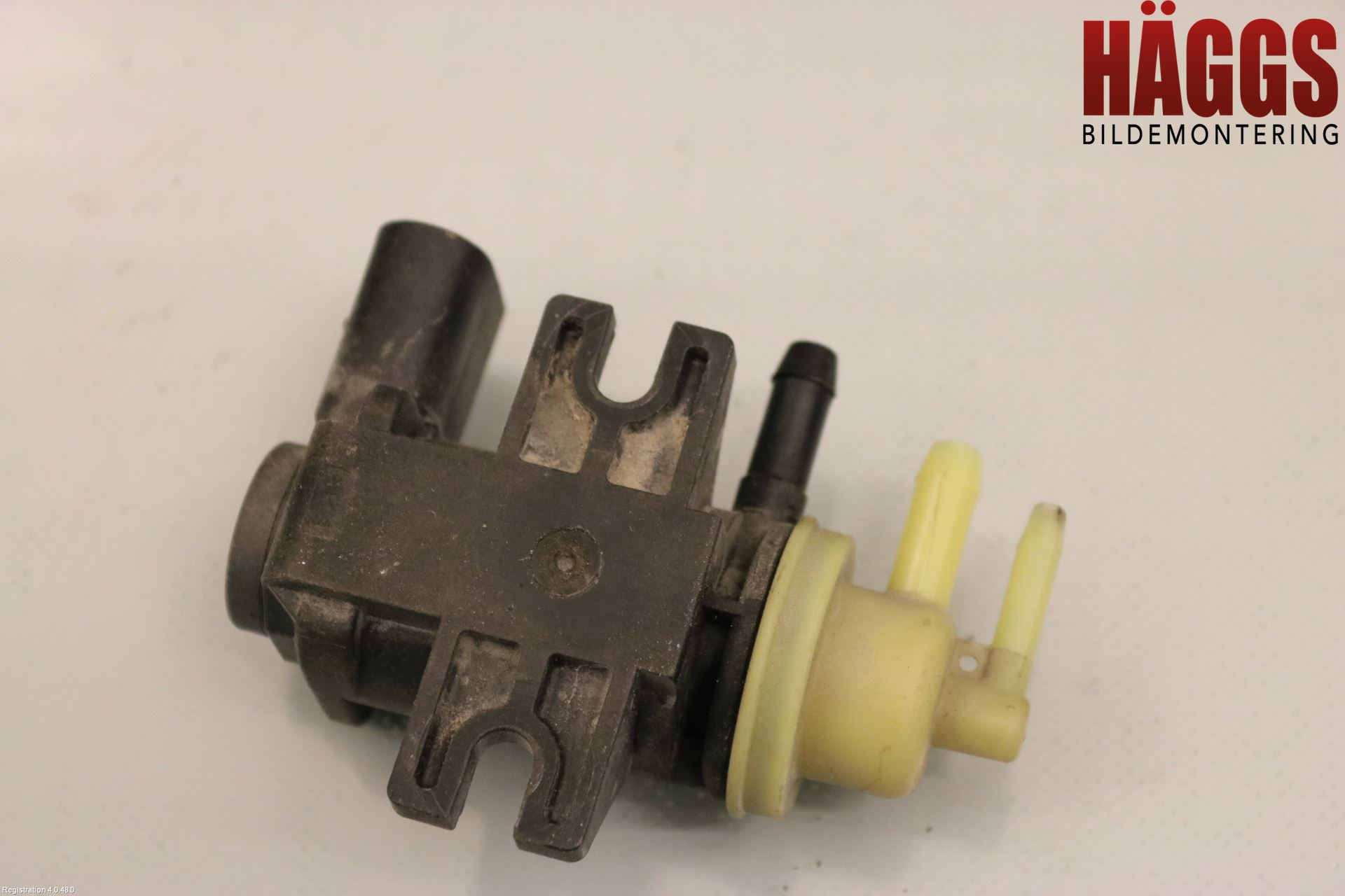 Volkswagen VW PASSAT 11-14 Vakuumventil