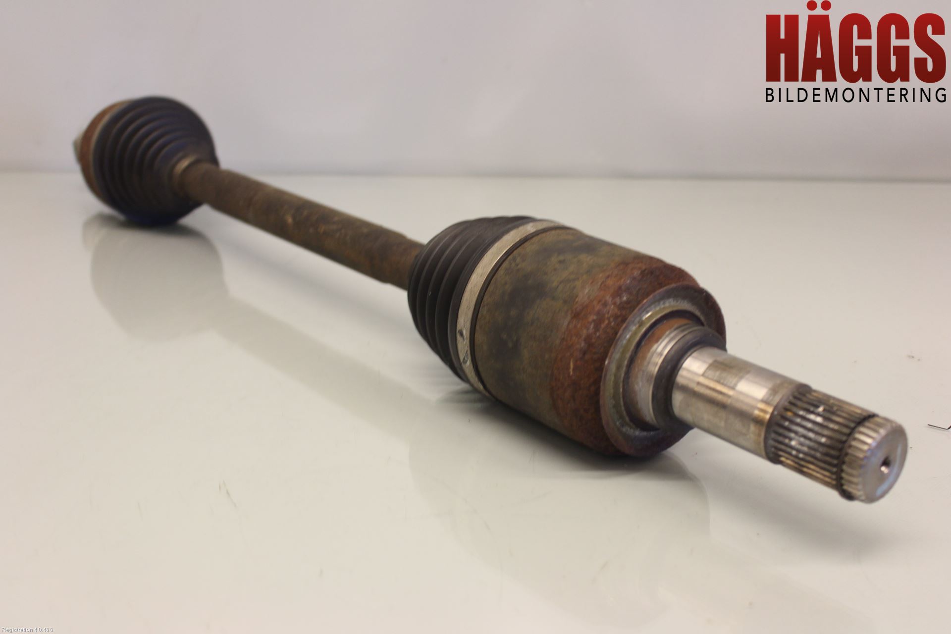 Mercedes-Benz MB ML (W163) 97-05 Drivaxel Bak Höger