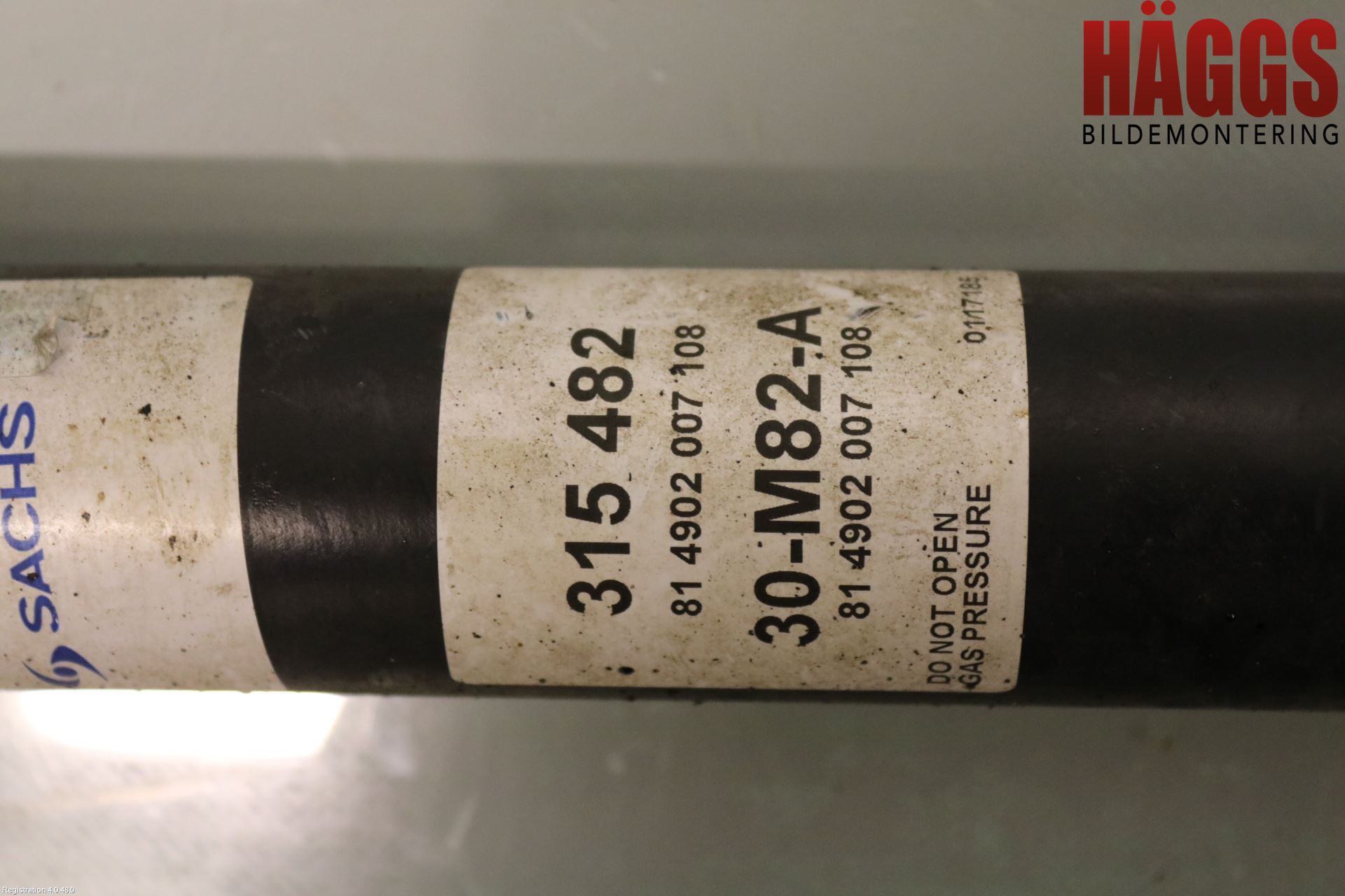 Opel ASTRA J 10-15 Stötdämpare Bak