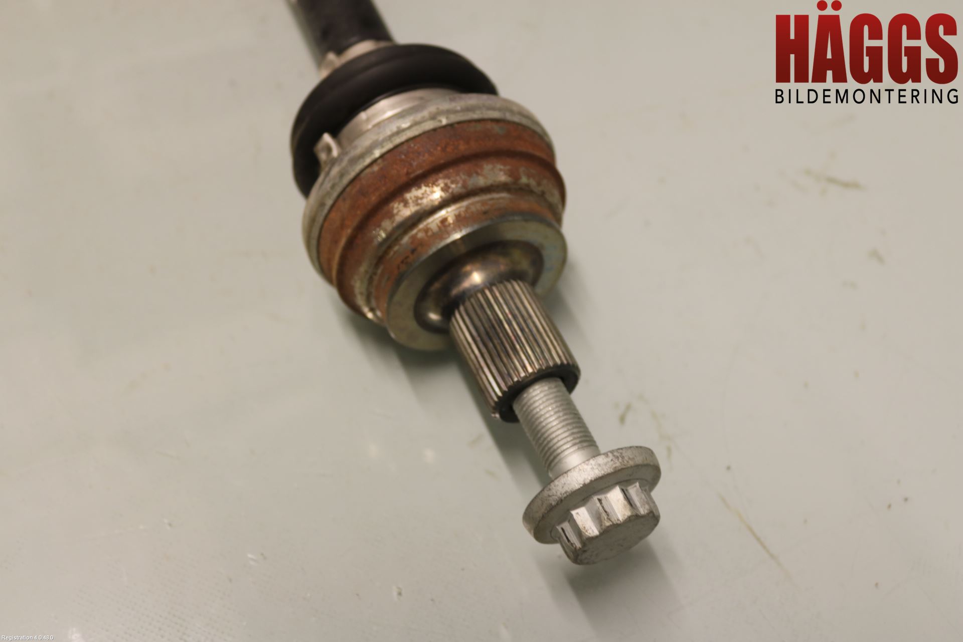 Skoda KODIAQ 17-24 Drivaxel Bak Vänster