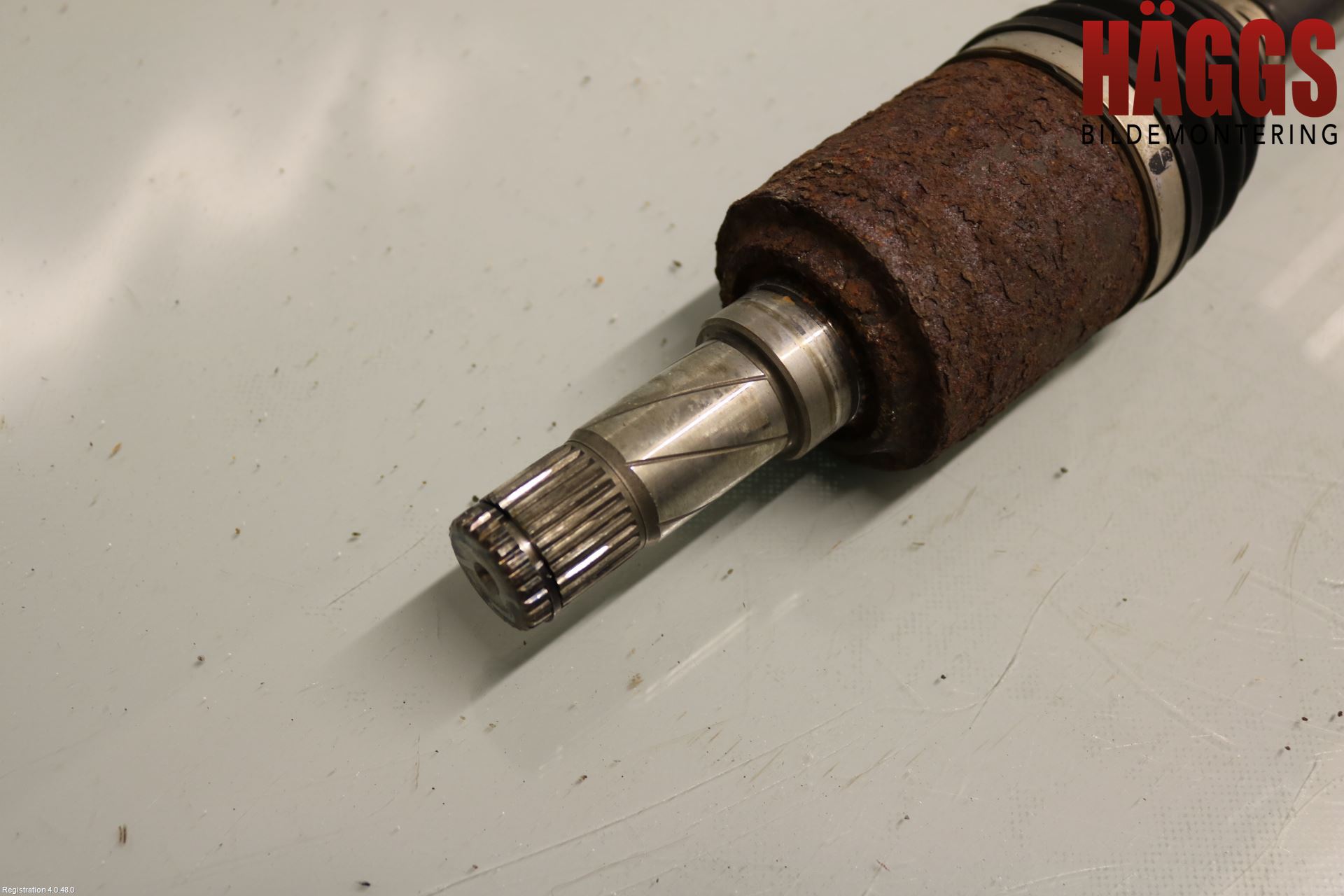 Ford KUGA 08-12 Drivaxel Bak Vänster