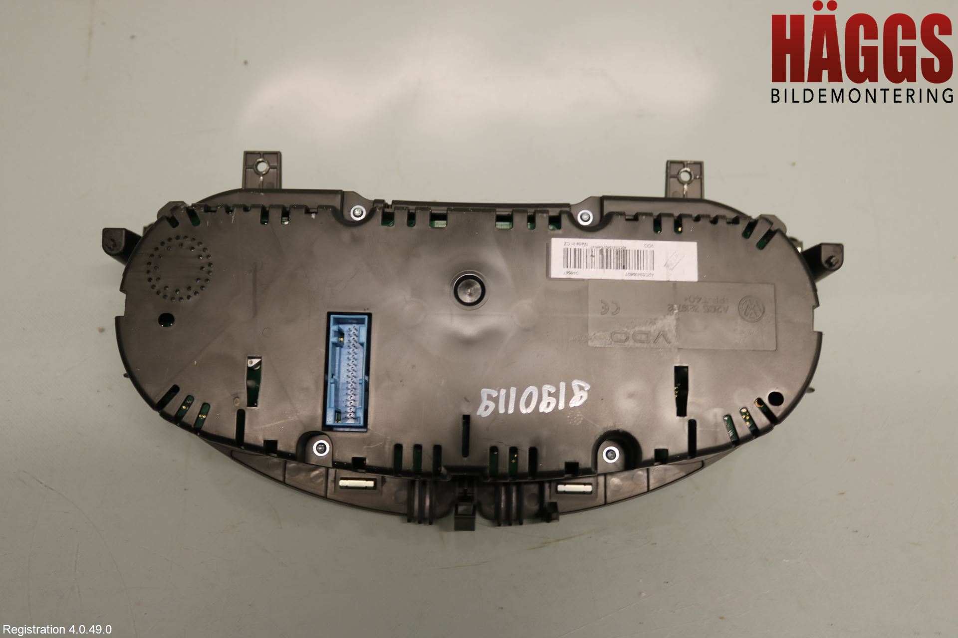 Volkswagen VW PASSAT 11-14 Instrument Komb