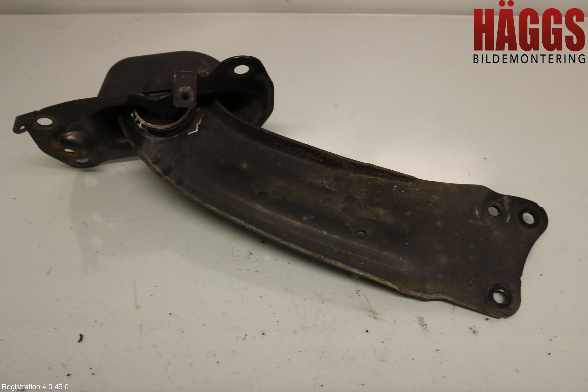 Volkswagen VW PASSAT 11-14 Bärarm Bak Höger