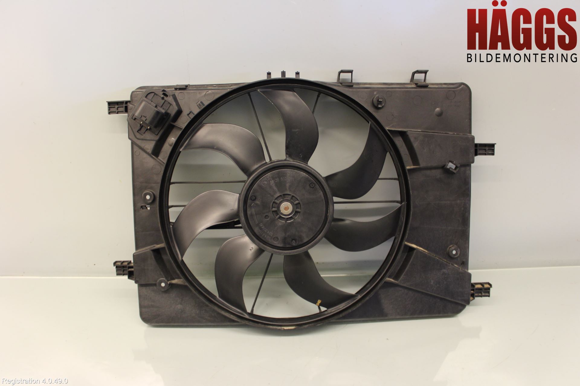 Opel ASTRA J 10-15 Kylfläkt El