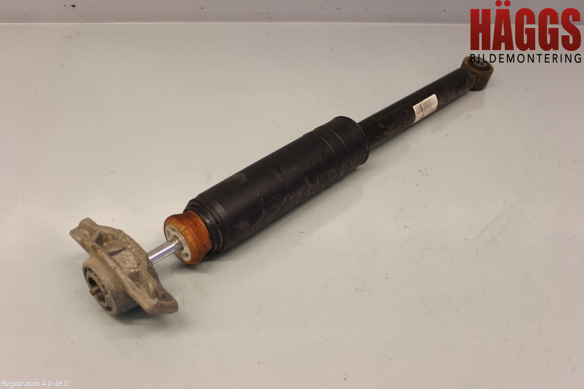 Opel ASTRA J 10-15 Stötdämpare Bak