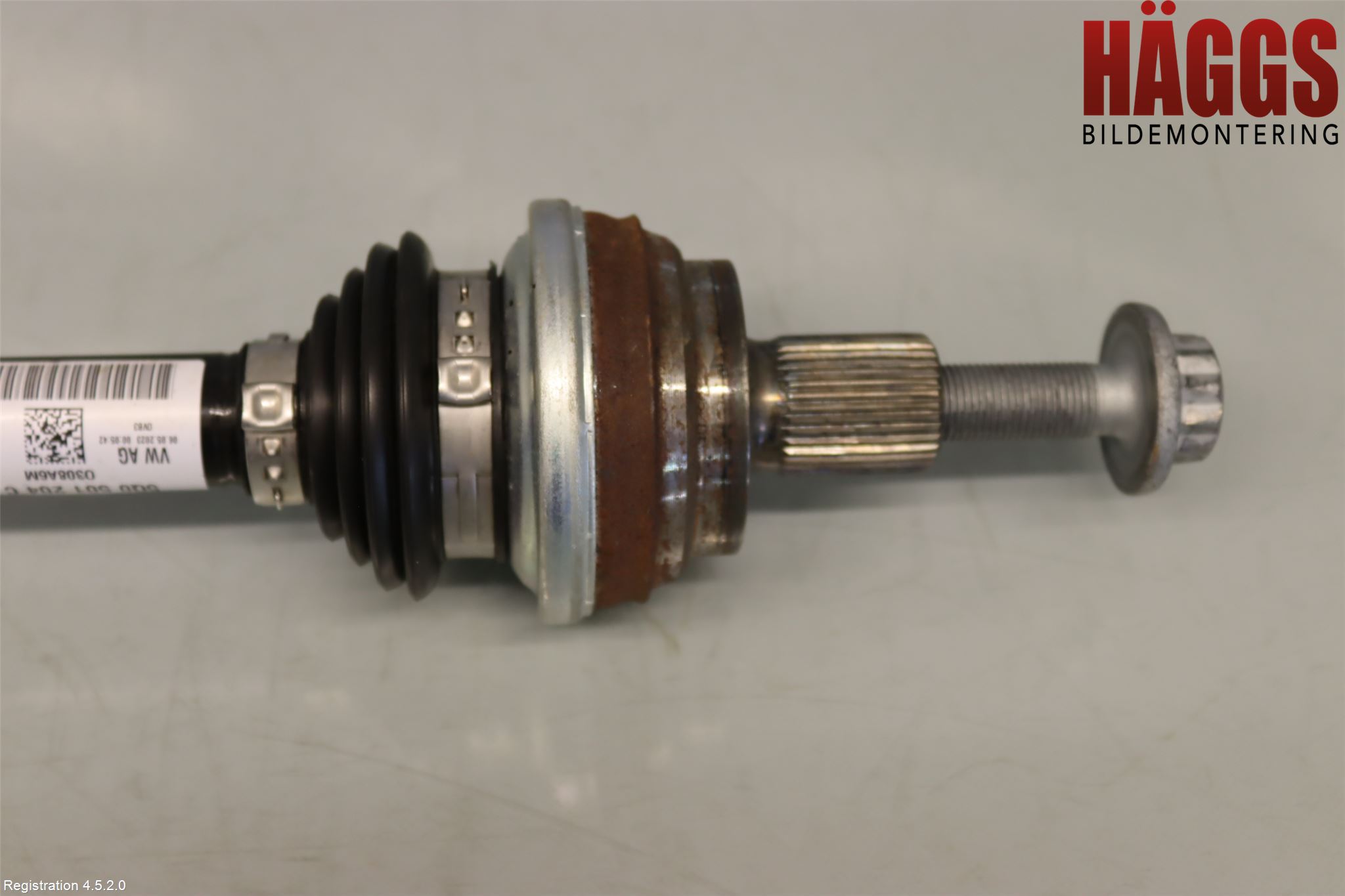 Volkswagen VW T-ROC 18- Drivaxel Bak Höger