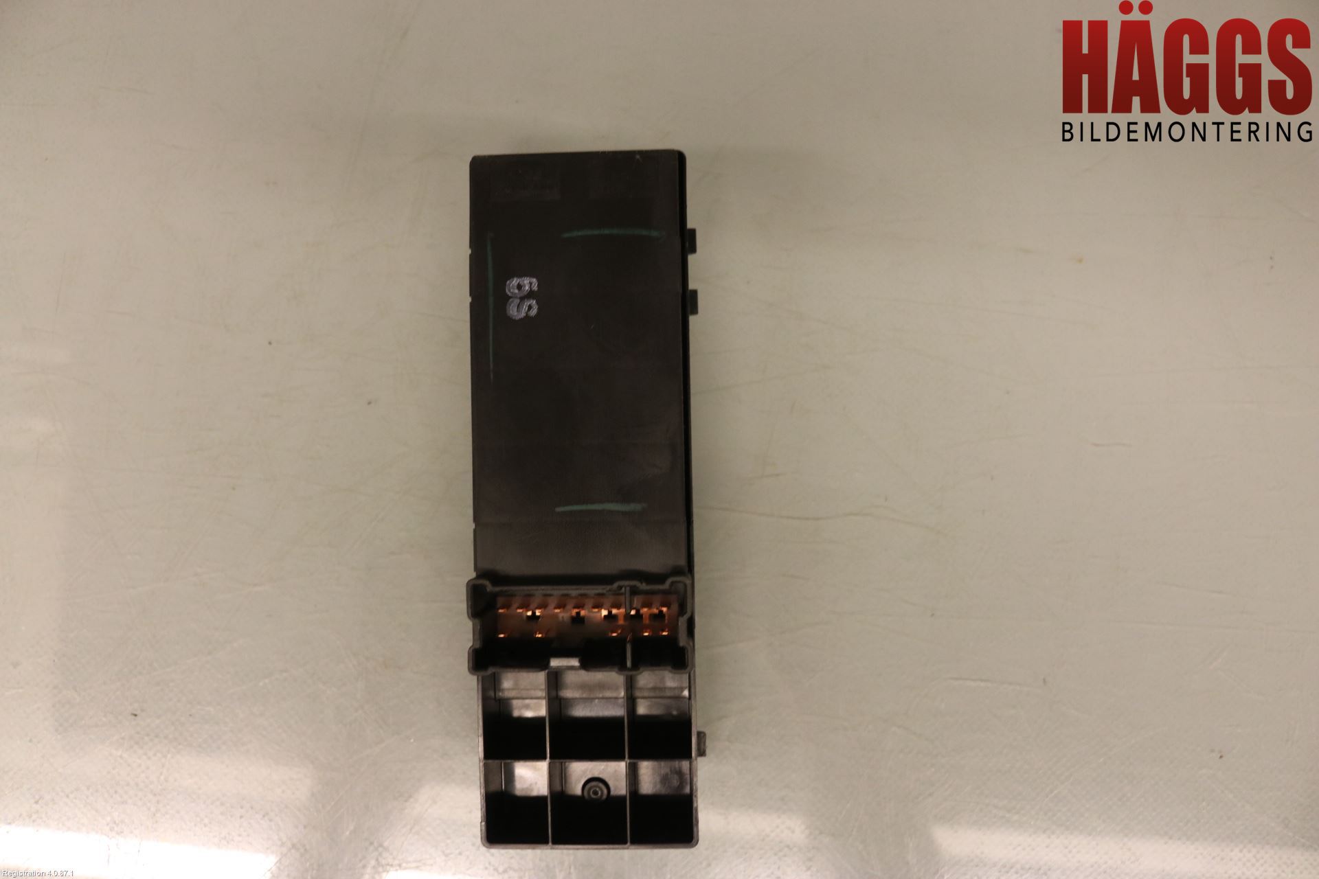 Nissan MICRA 17- Strömställare Elhiss