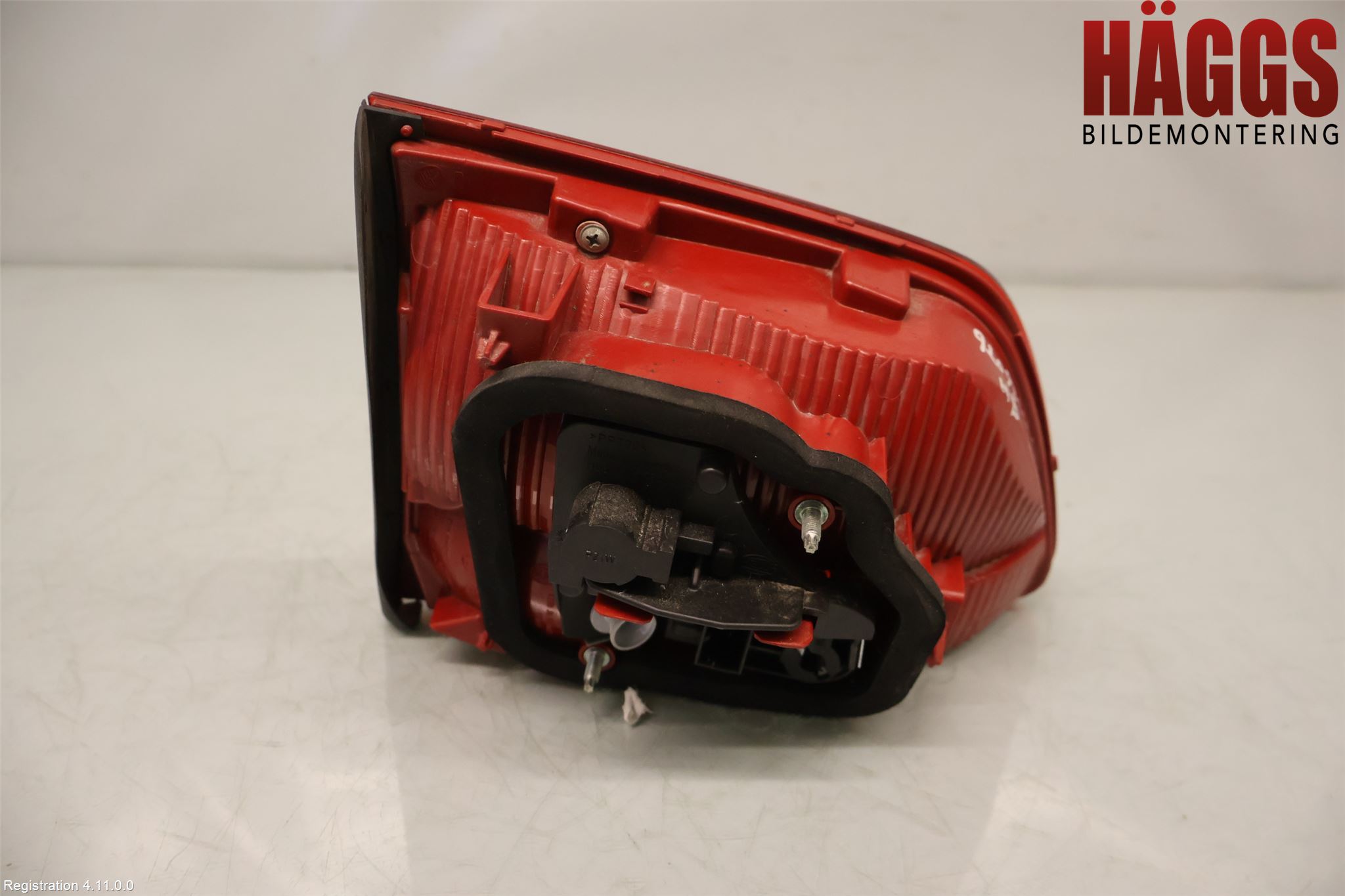 Volkswagen VW TOURAN 10-15 Bakljus Lucka Hö