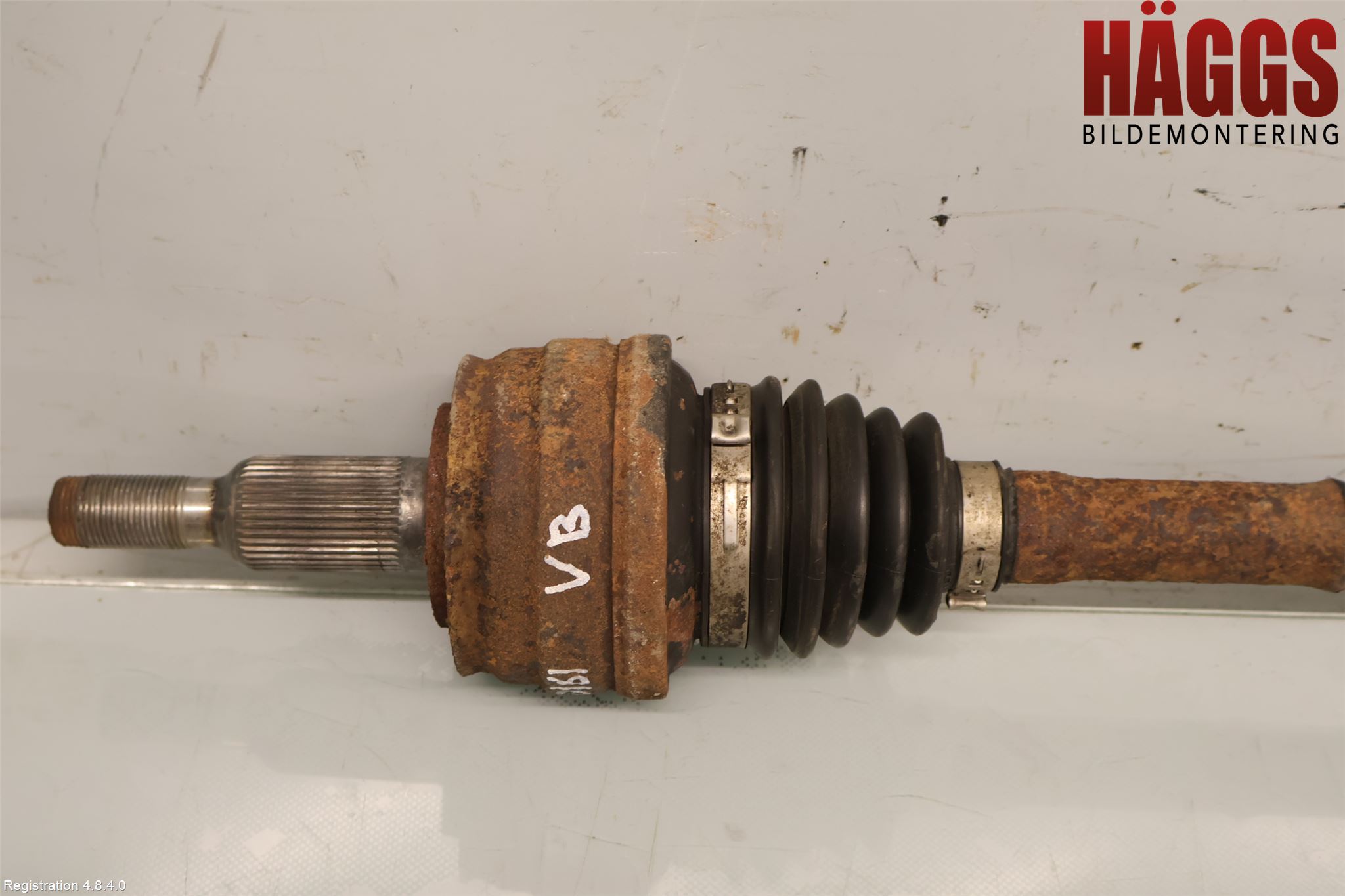 Volkswagen VW TRANSP/CARAVELLE (T5) 04-15 Drivaxel Bak Vänster