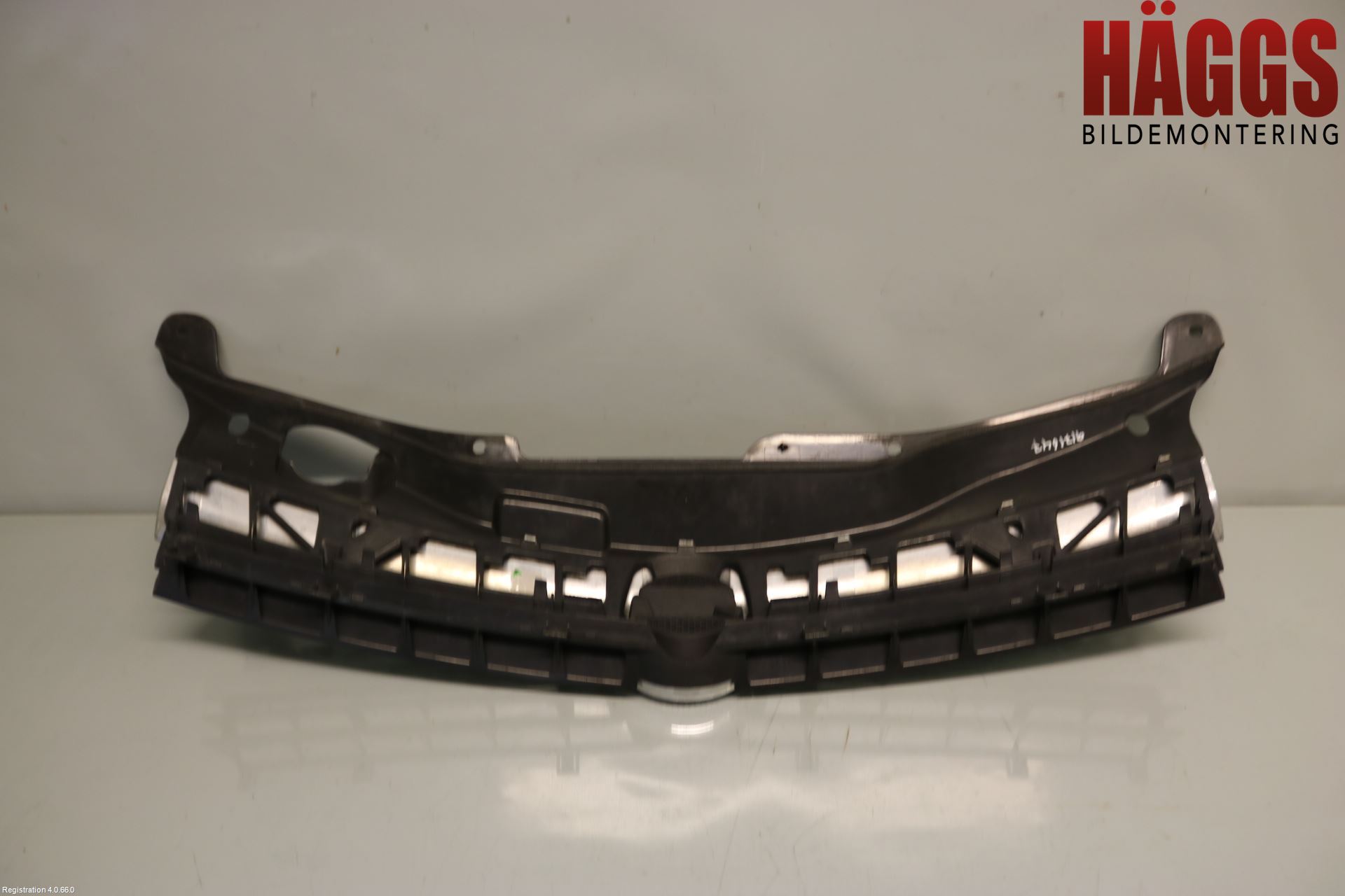 Opel ASTRA H 04-12 Grill Komp