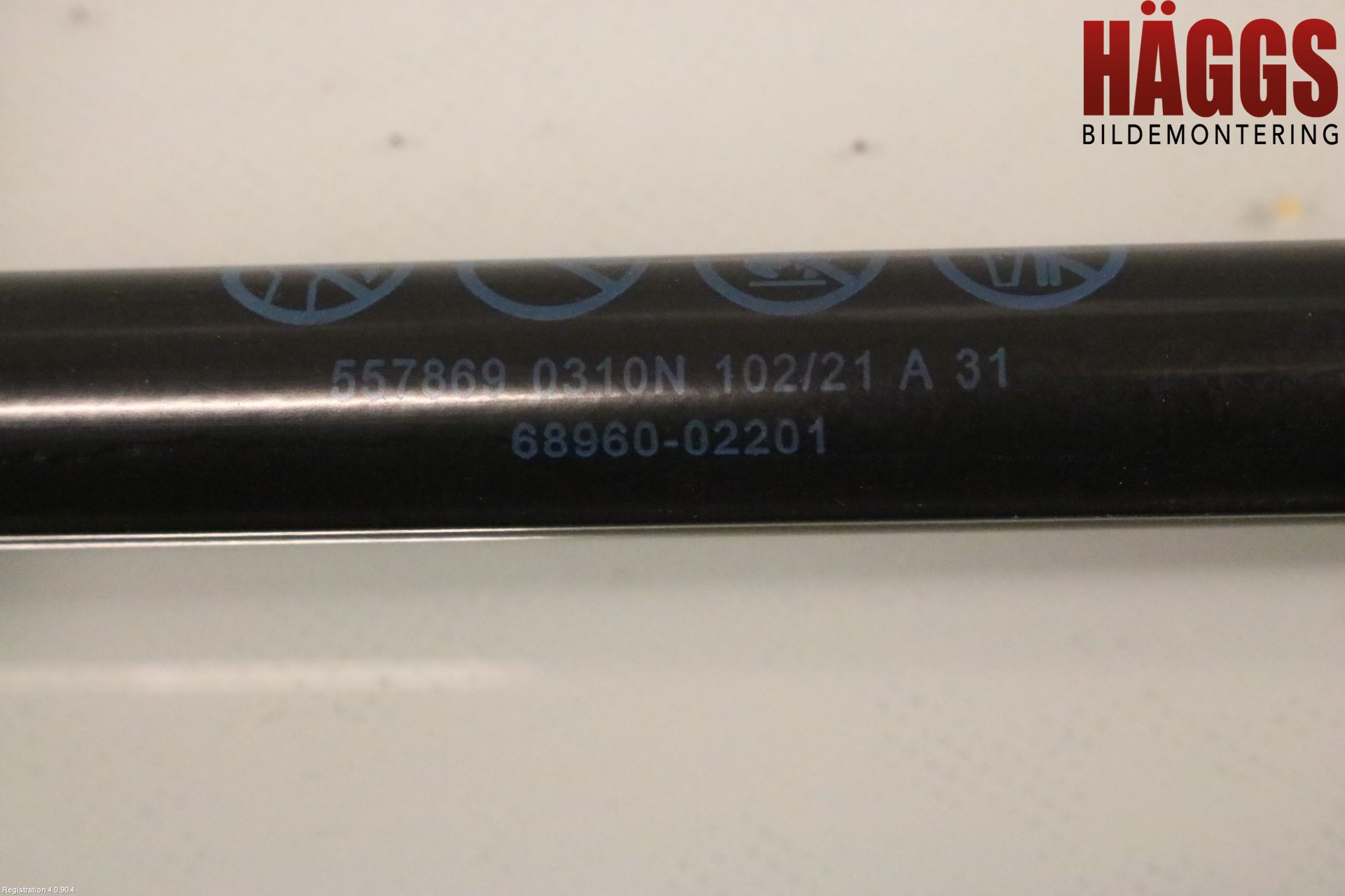 Toyota COROLLA 19- Gasfjäder Baklucka