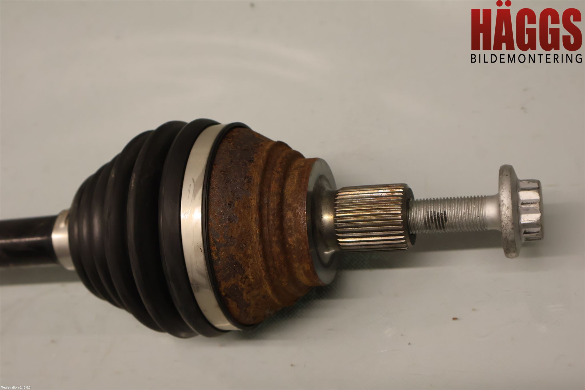 Volkswagen VW ID.5 22- Drivaxel Fram Vänster