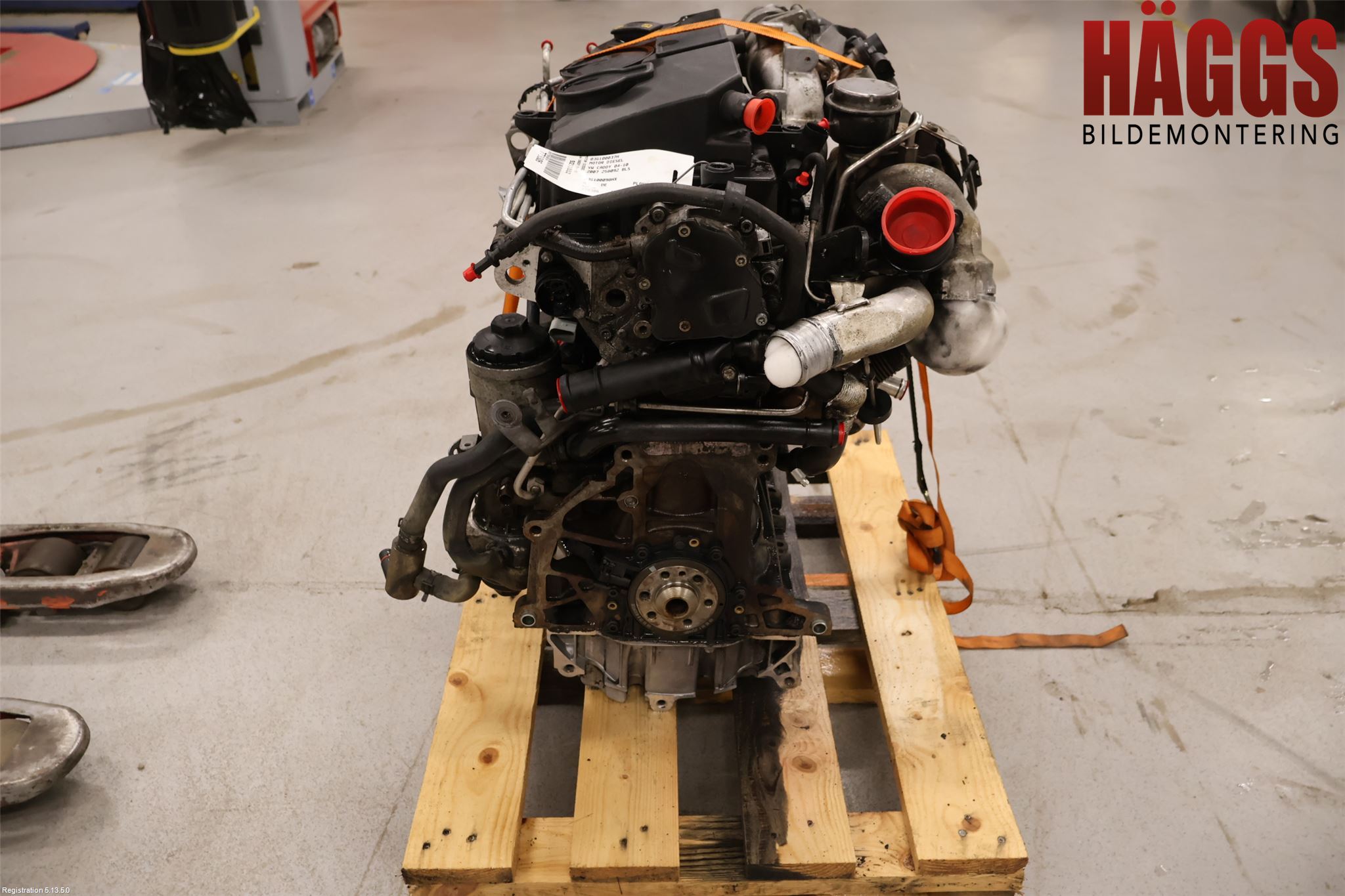 Volkswagen VW CADDY      04-10 Motor Diesel