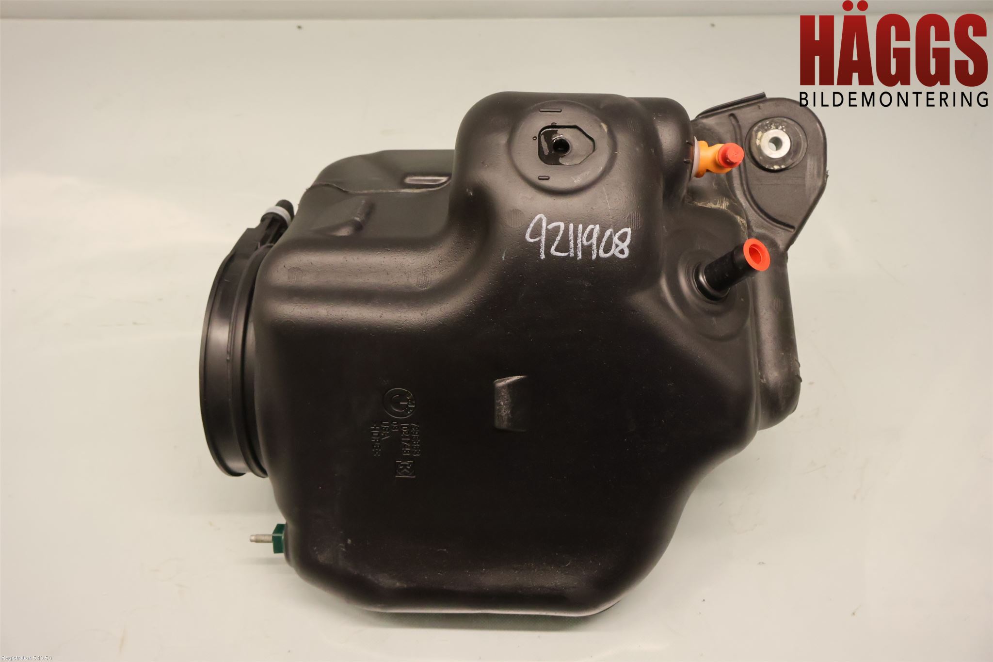 BMW X5 F15 13-18 Adblue Tank