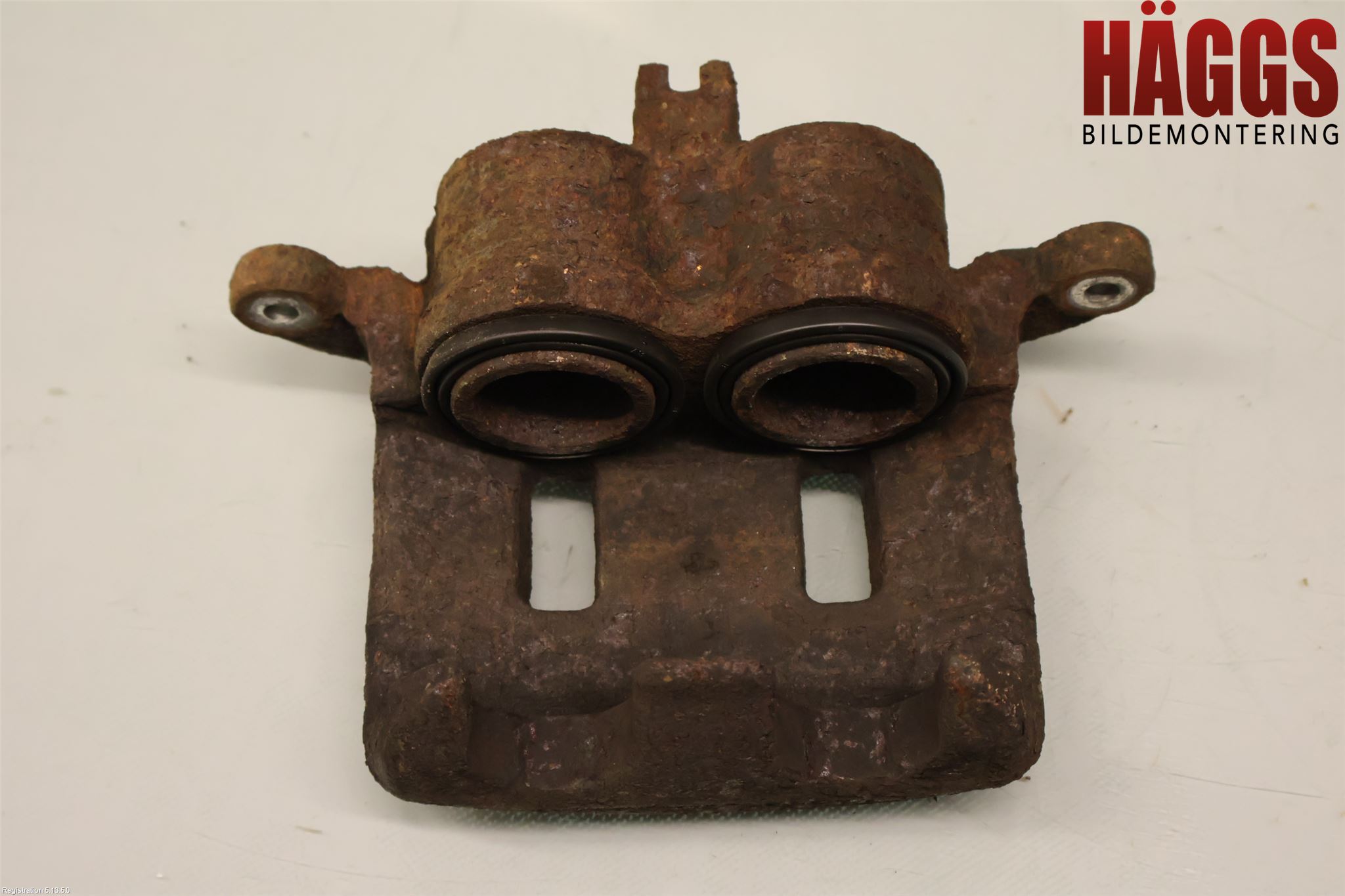 Nissan NP300 Bromsok Fram Höger