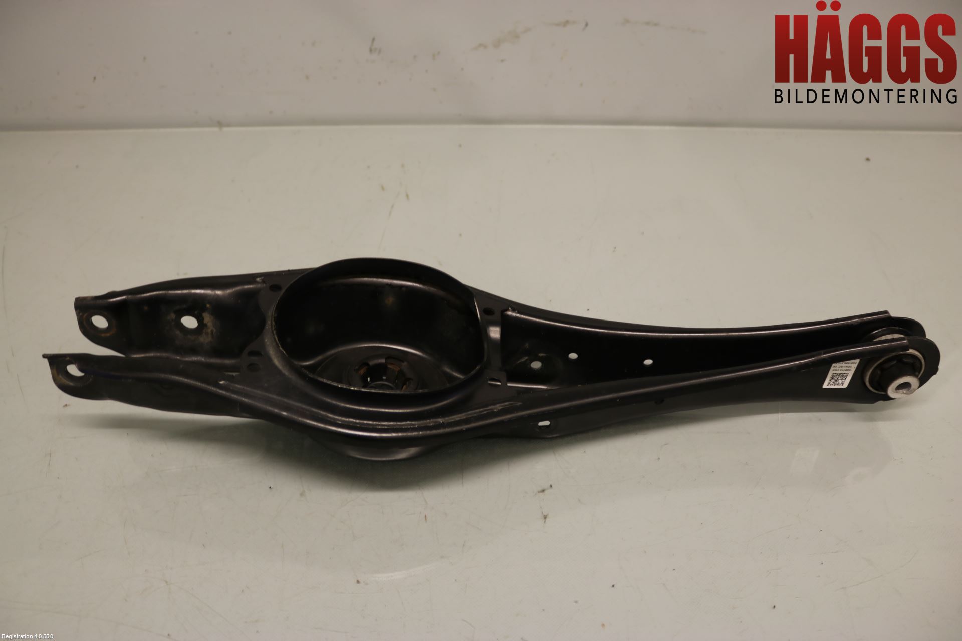 Volkswagen VW PASSAT 15-19 Bärarm Bak Höger