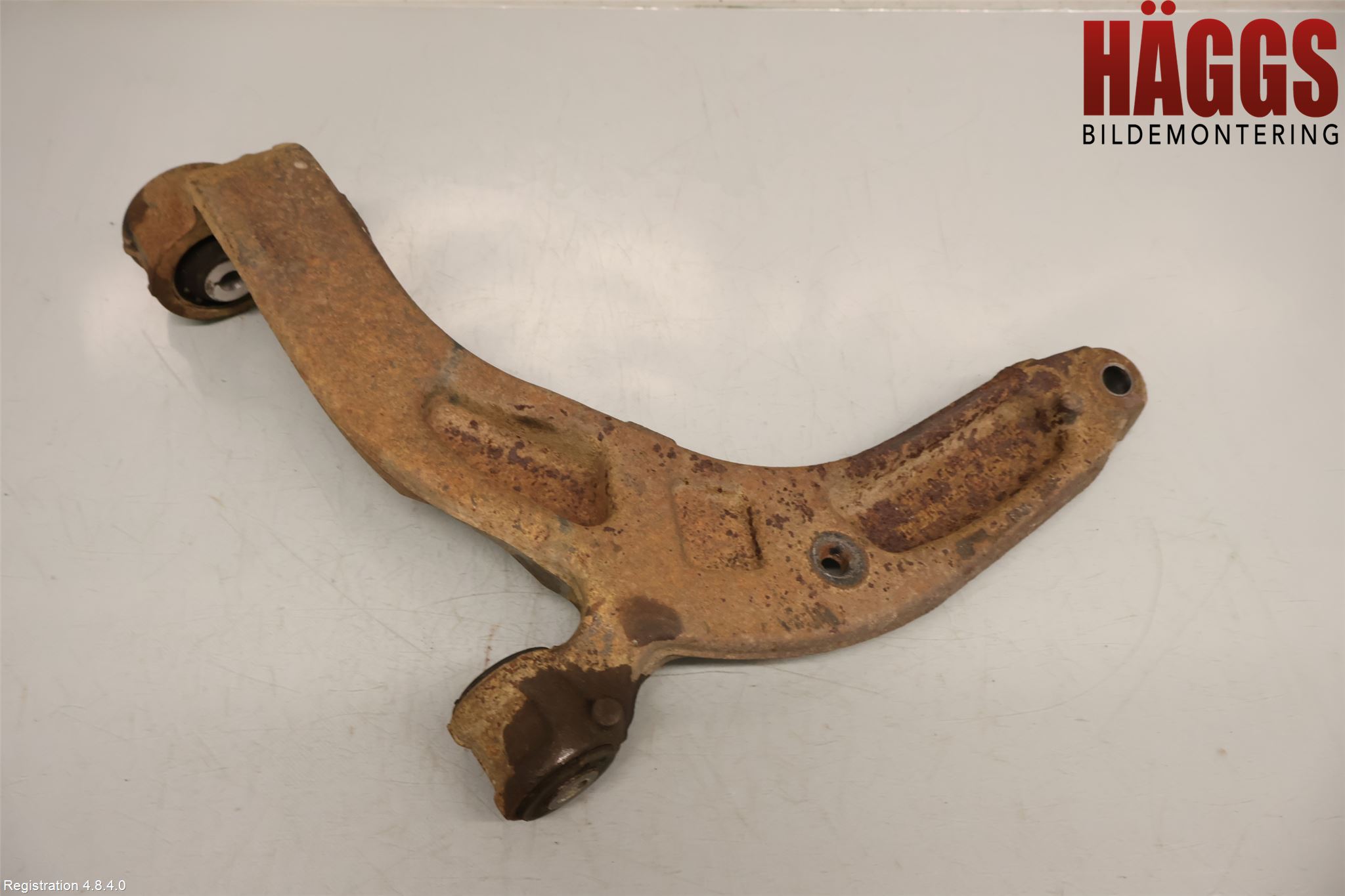 Volkswagen VW TRANSP/CARAVELLE (T6) 16-22 Bärarm Fram Undre Hö