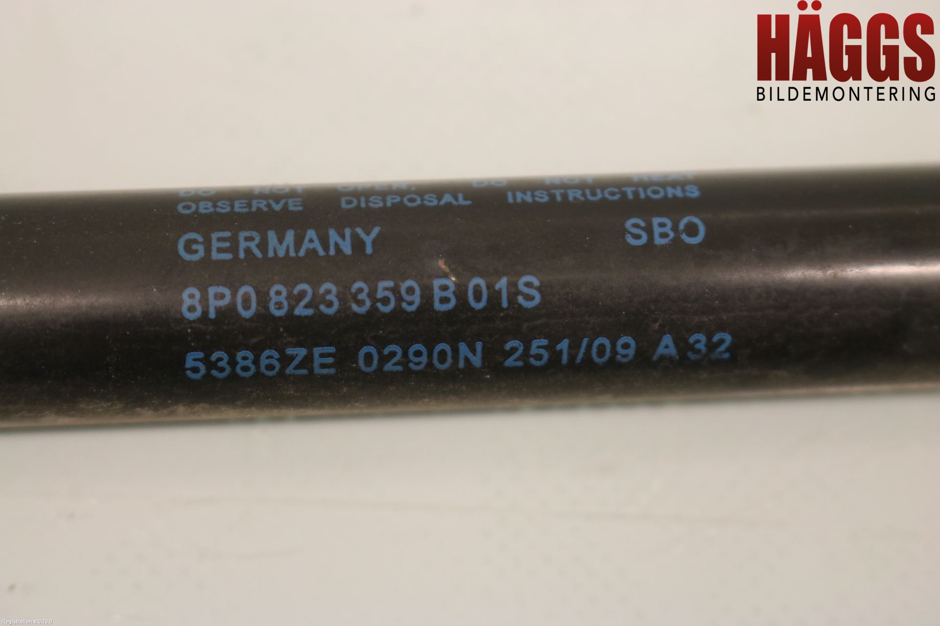 Audi A3/S3 05-13 Gasfjäder Motorhuv