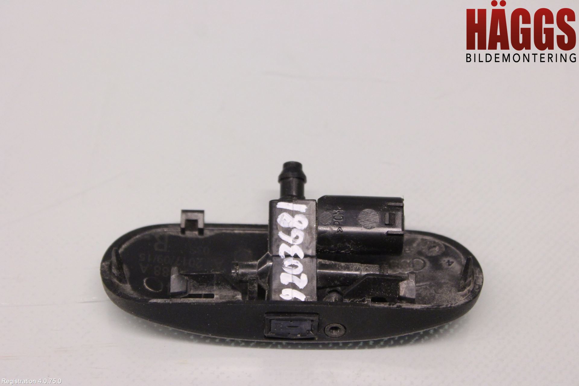 Audi A4/S4 B9 16-19 Spolarmunstycke Rutor