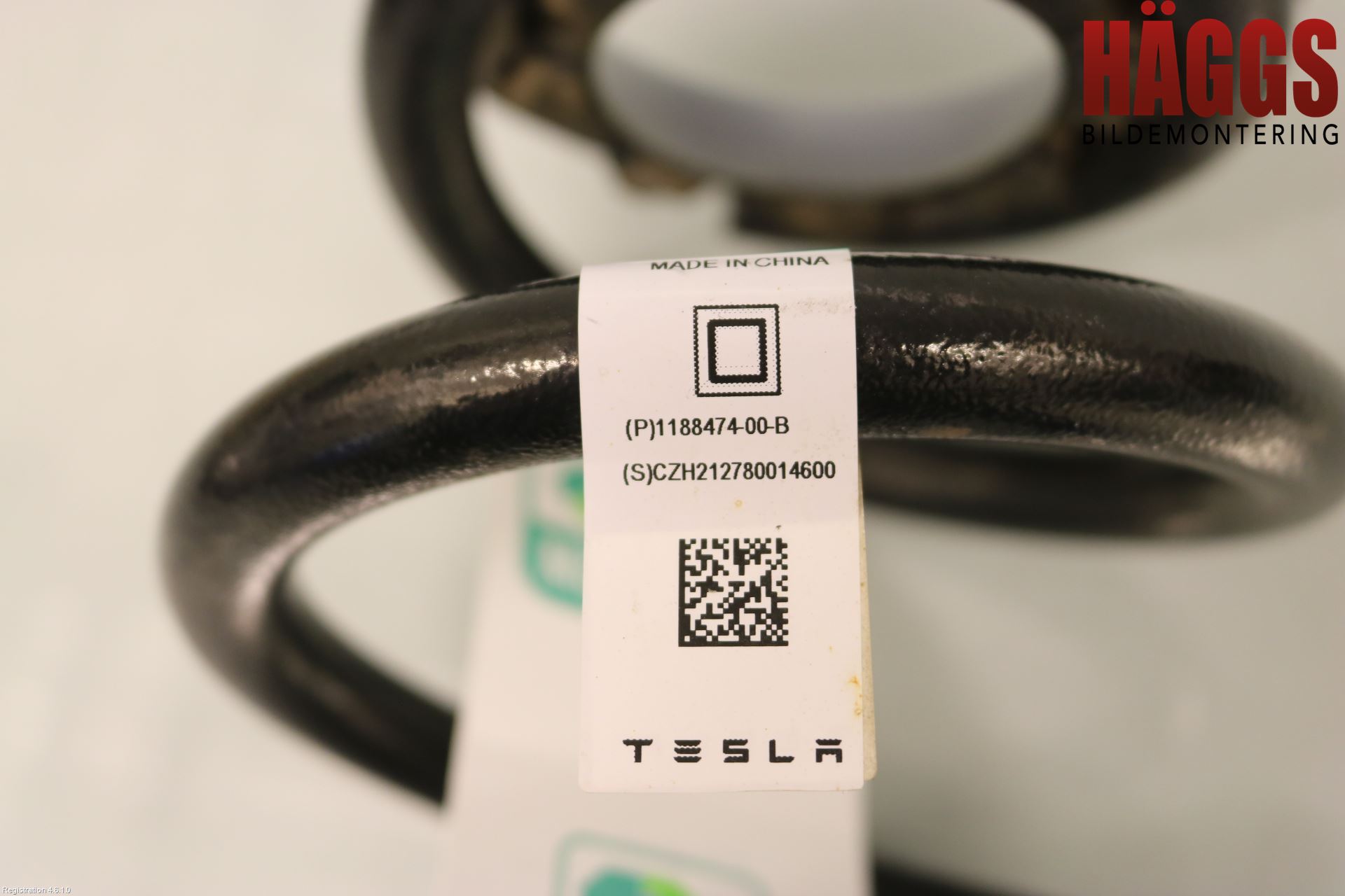 Tesla MODEL Y 21- Fjäder Bak