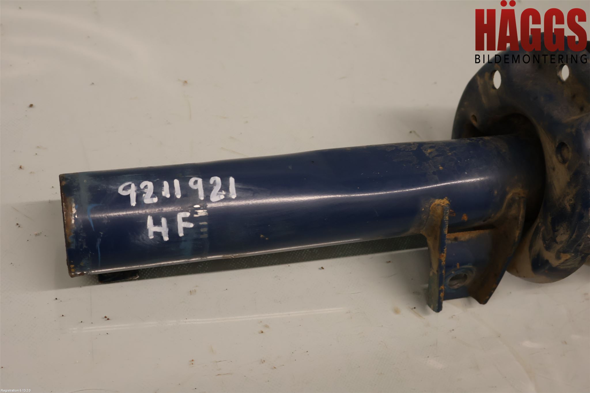 Volkswagen VW CADDY      04-10 Fjäderben Fram Höger