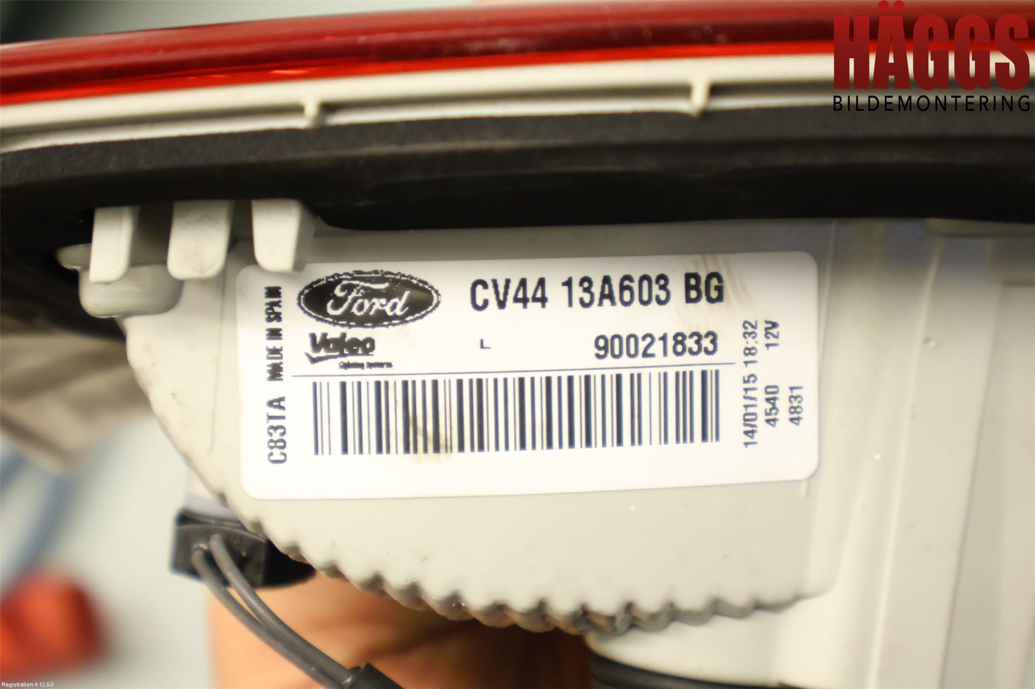 Ford KUGA 13-16 Bakljus Lucka Vä