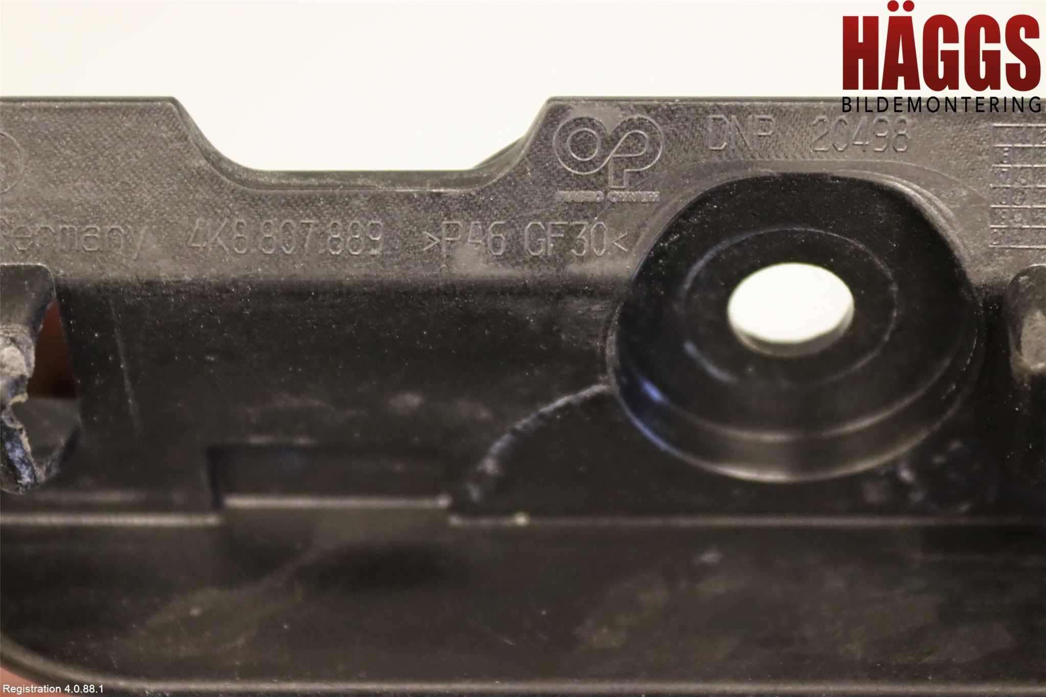 Audi A7 Sportback 4K 18- Stötfångarfäste Bak Vä