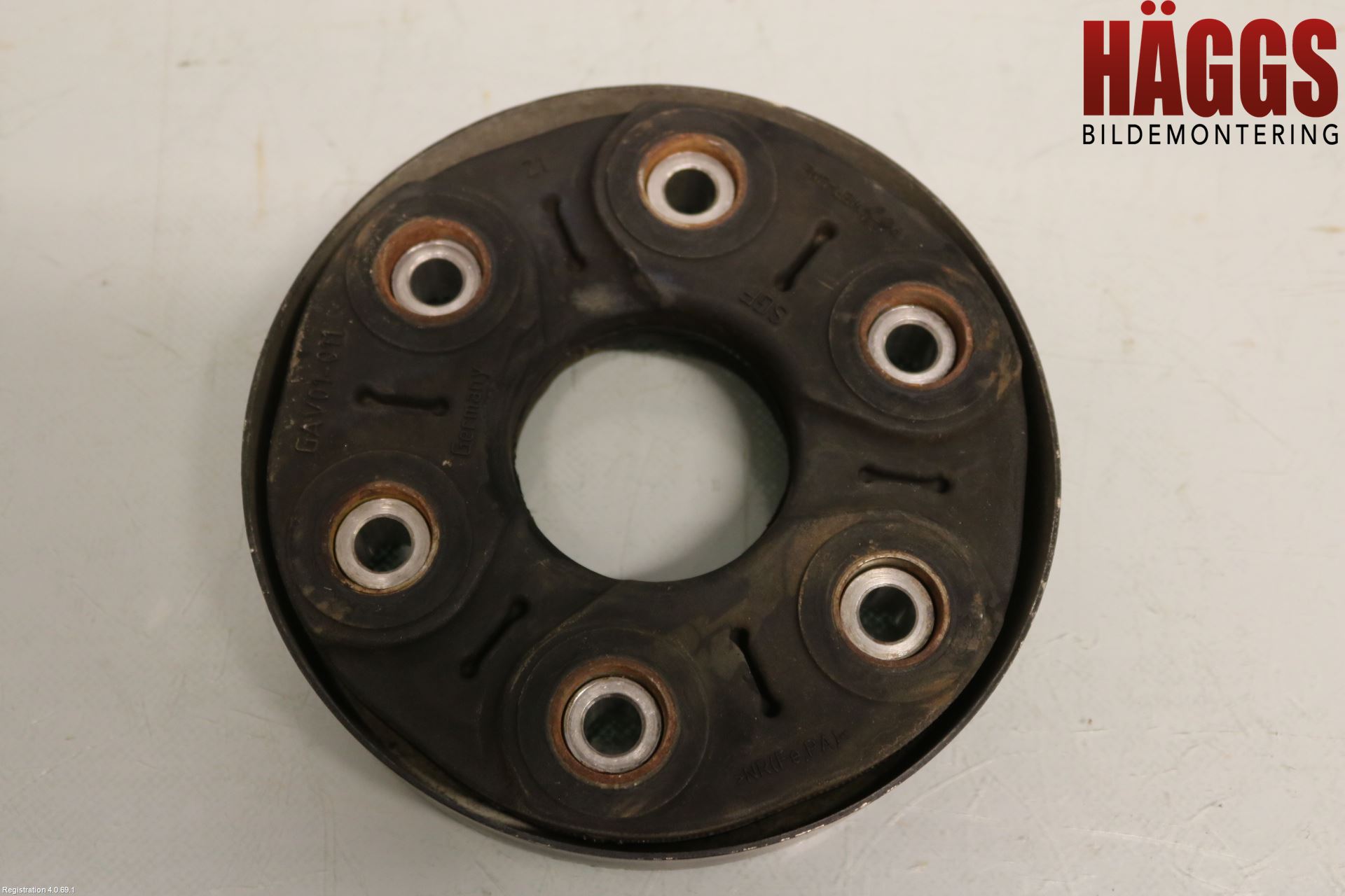 Volkswagen VW GOLF / E-GOLF VII 13-20 Mellanaxel Gummiknut